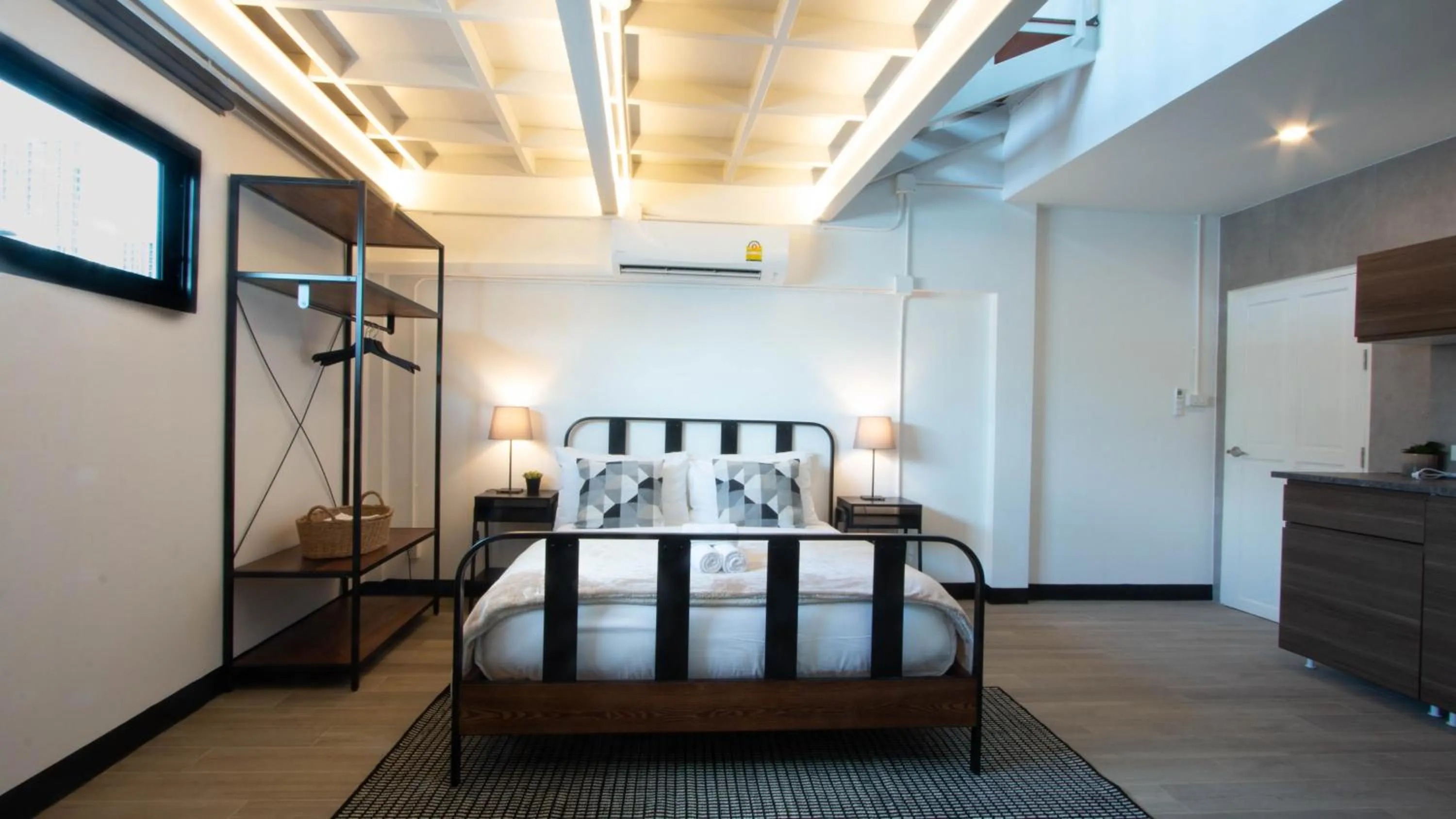 Bed in Airee Premier Residence