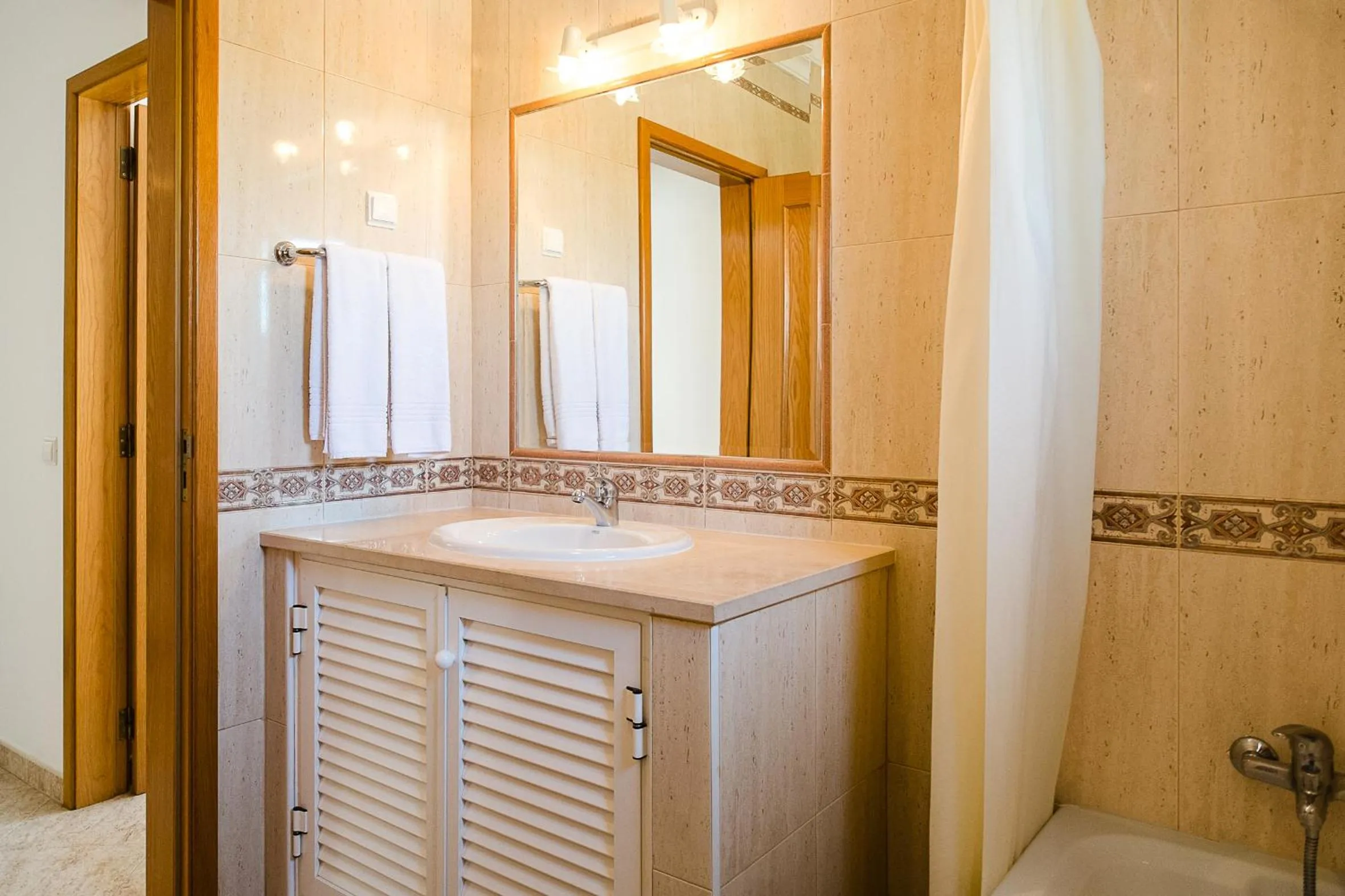 Bathroom in Apartamentos Benvindo by Umbral