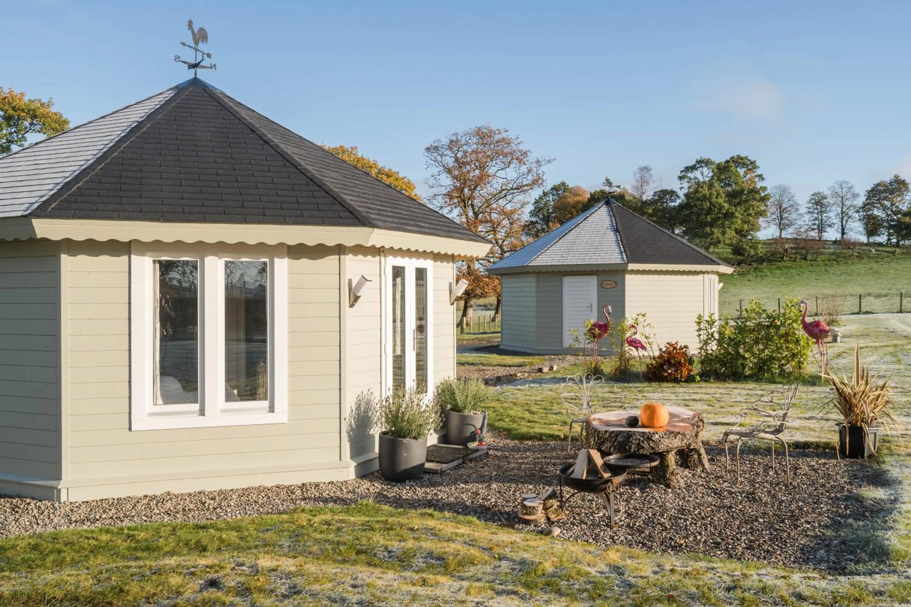 Property building in Dunroamin Lodges