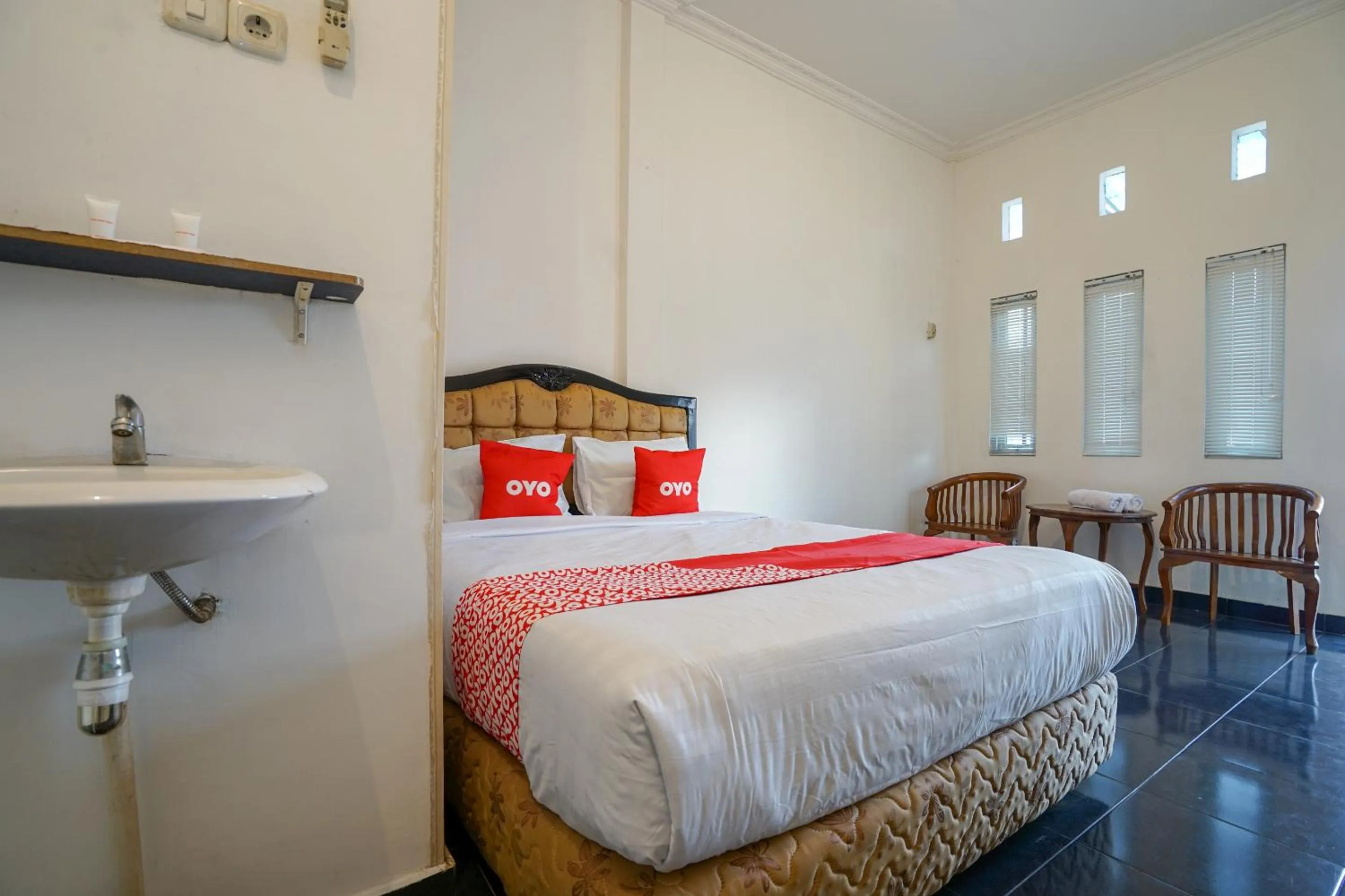 Bedroom in OYO 2036 Afifah Homestay Syariah