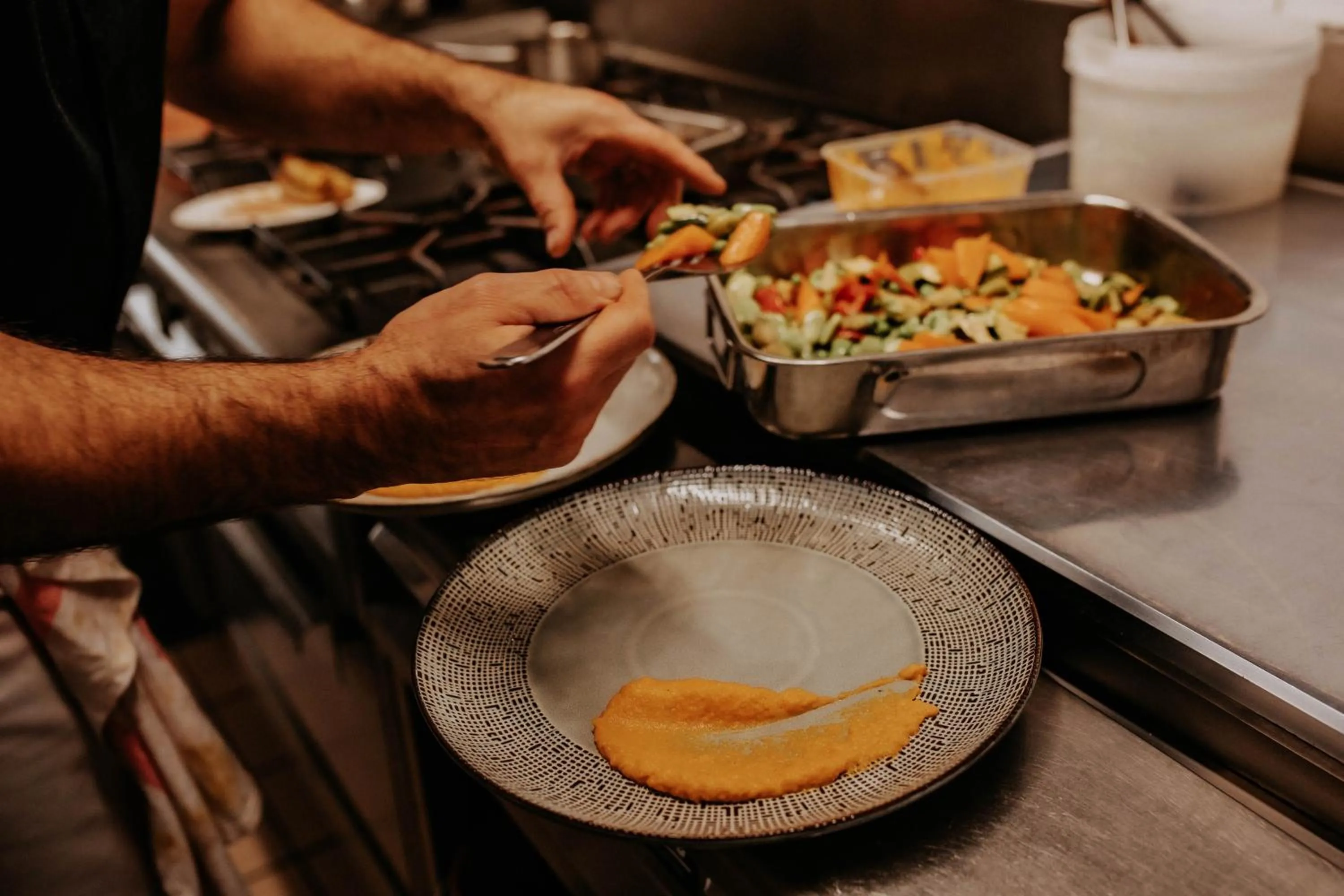 Restaurant/places to eat in Hôtel De France