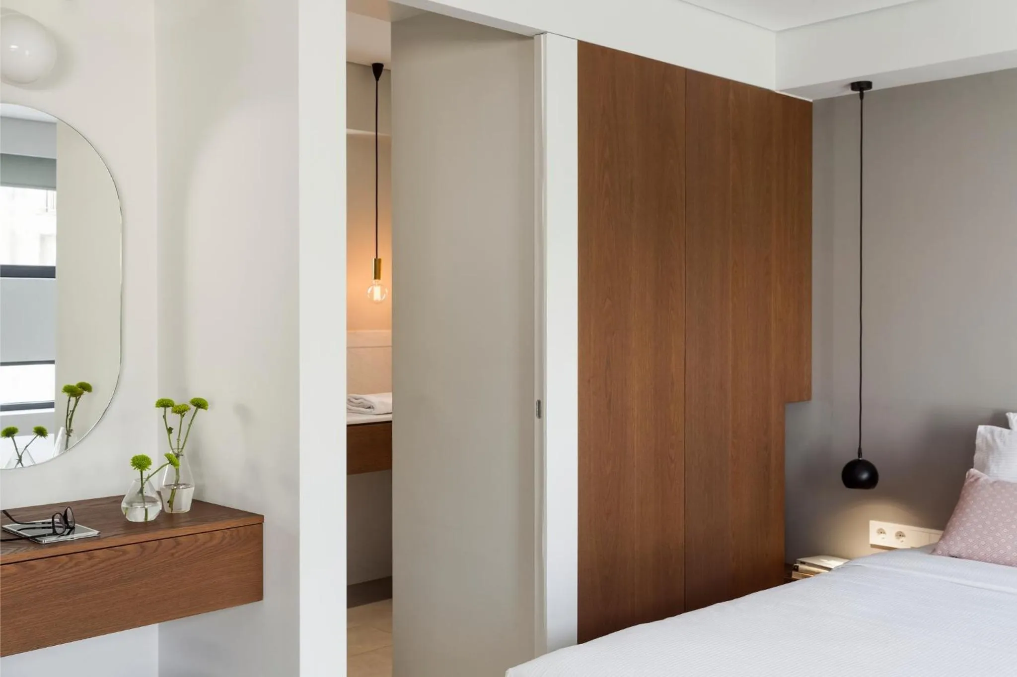 Bed in Urban Stripes Athens