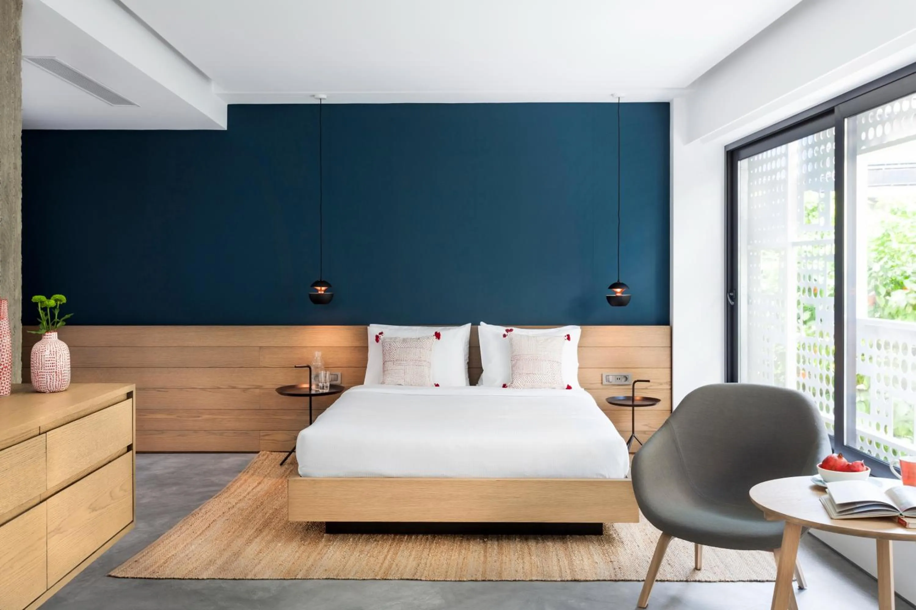 Bed in Urban Stripes Athens