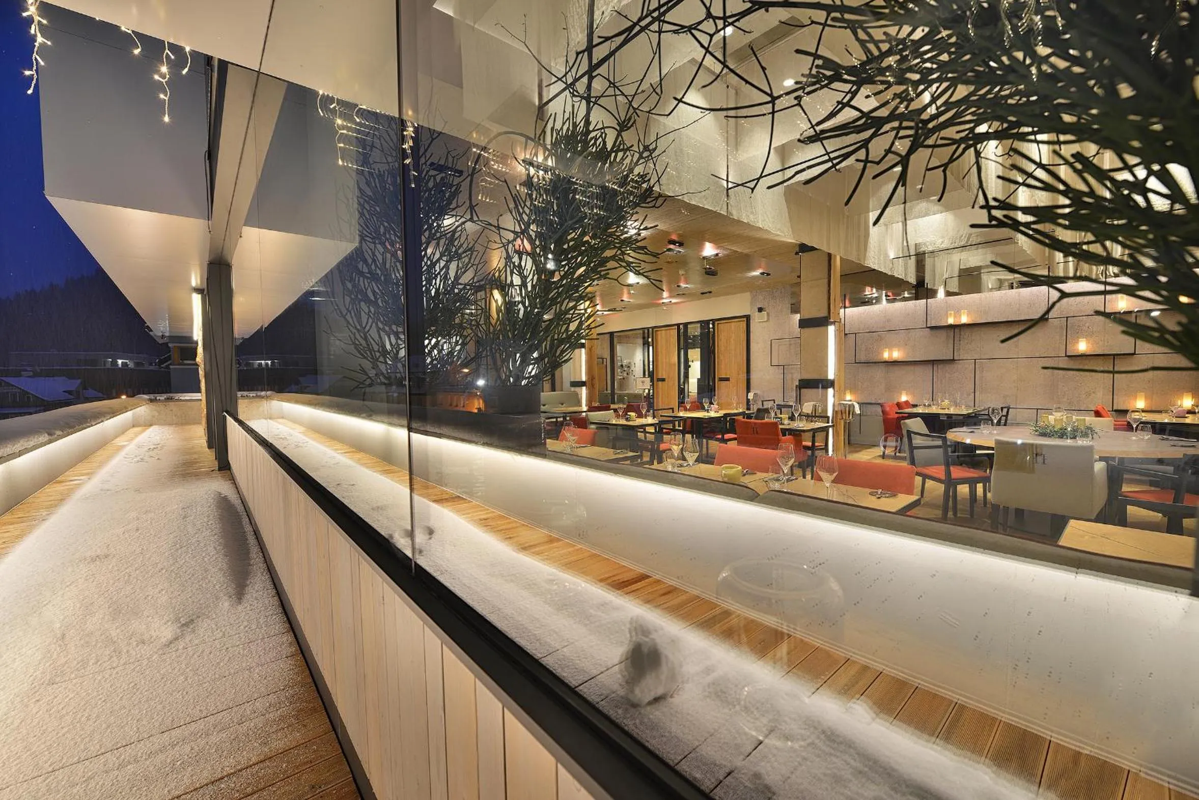 Restaurant/places to eat in Grand Hotel Hradec