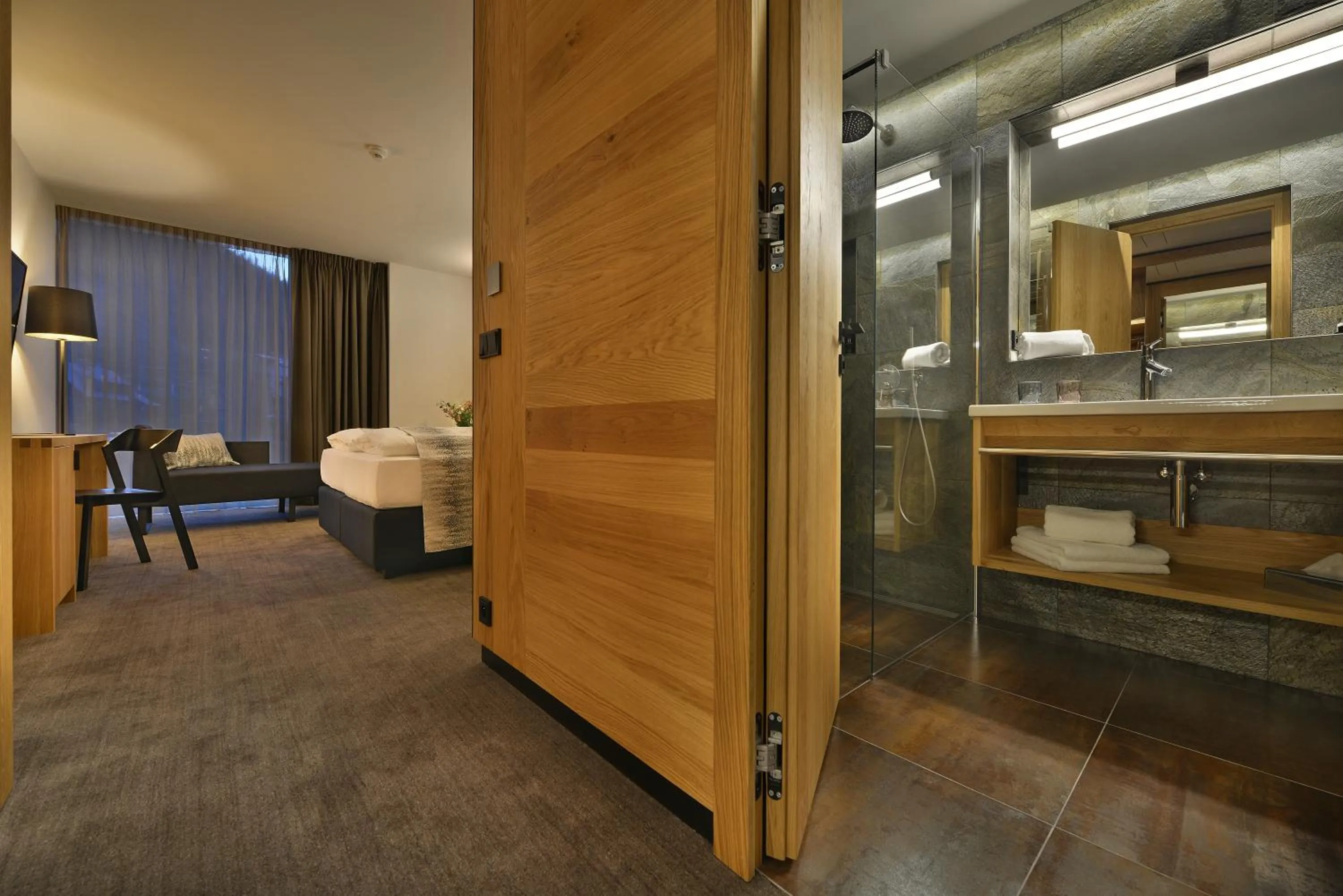 Shower, Bed in Grand Hotel Hradec