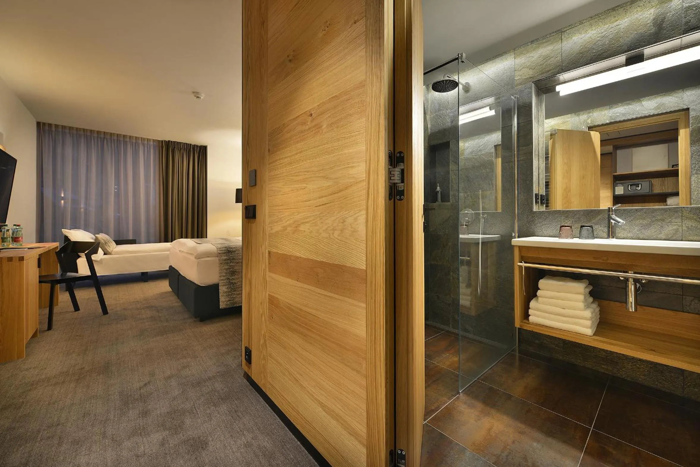 Shower, Bed in Grand Hotel Hradec