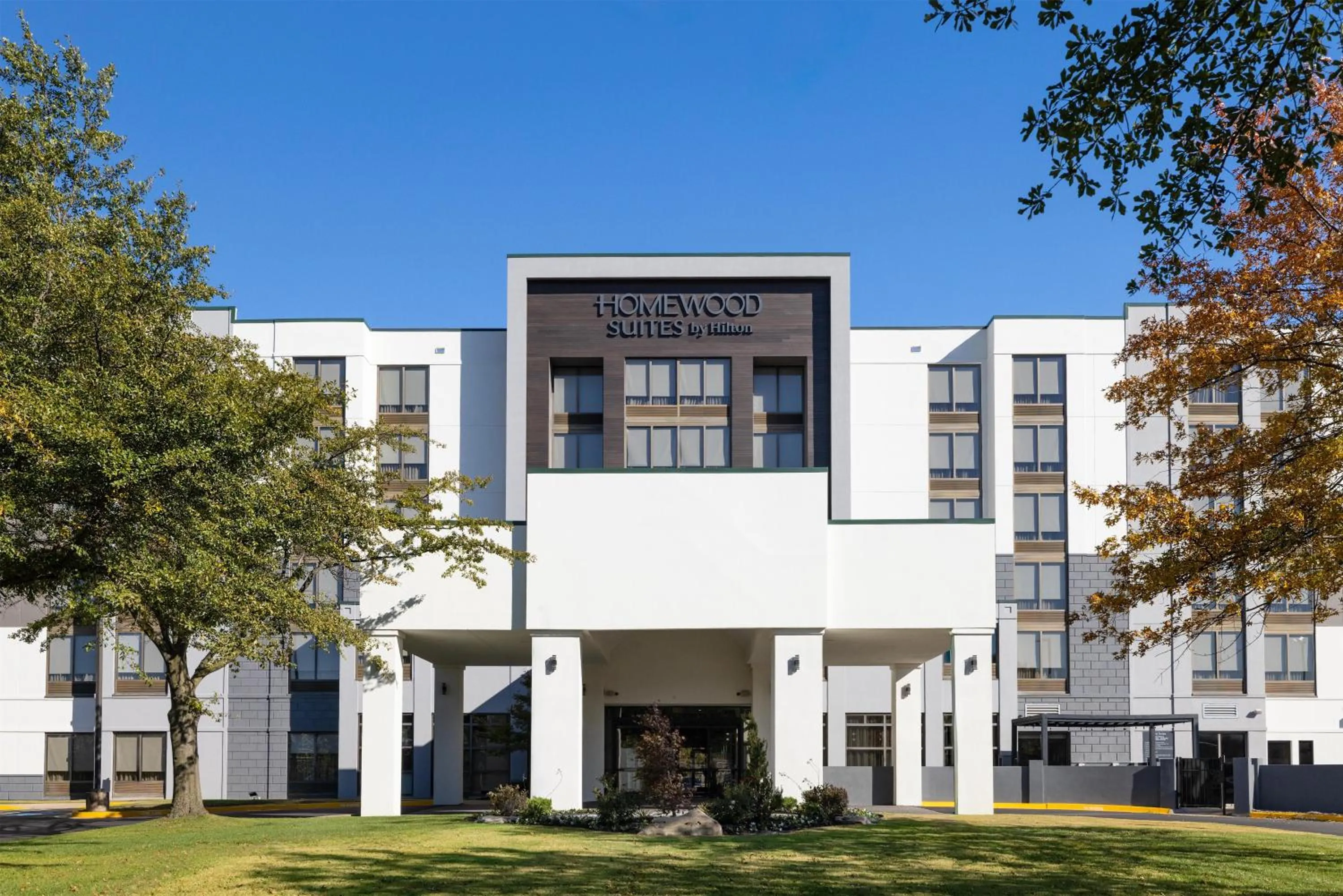 Property building in Homewood Suites by Hilton Tulsa South Medical District