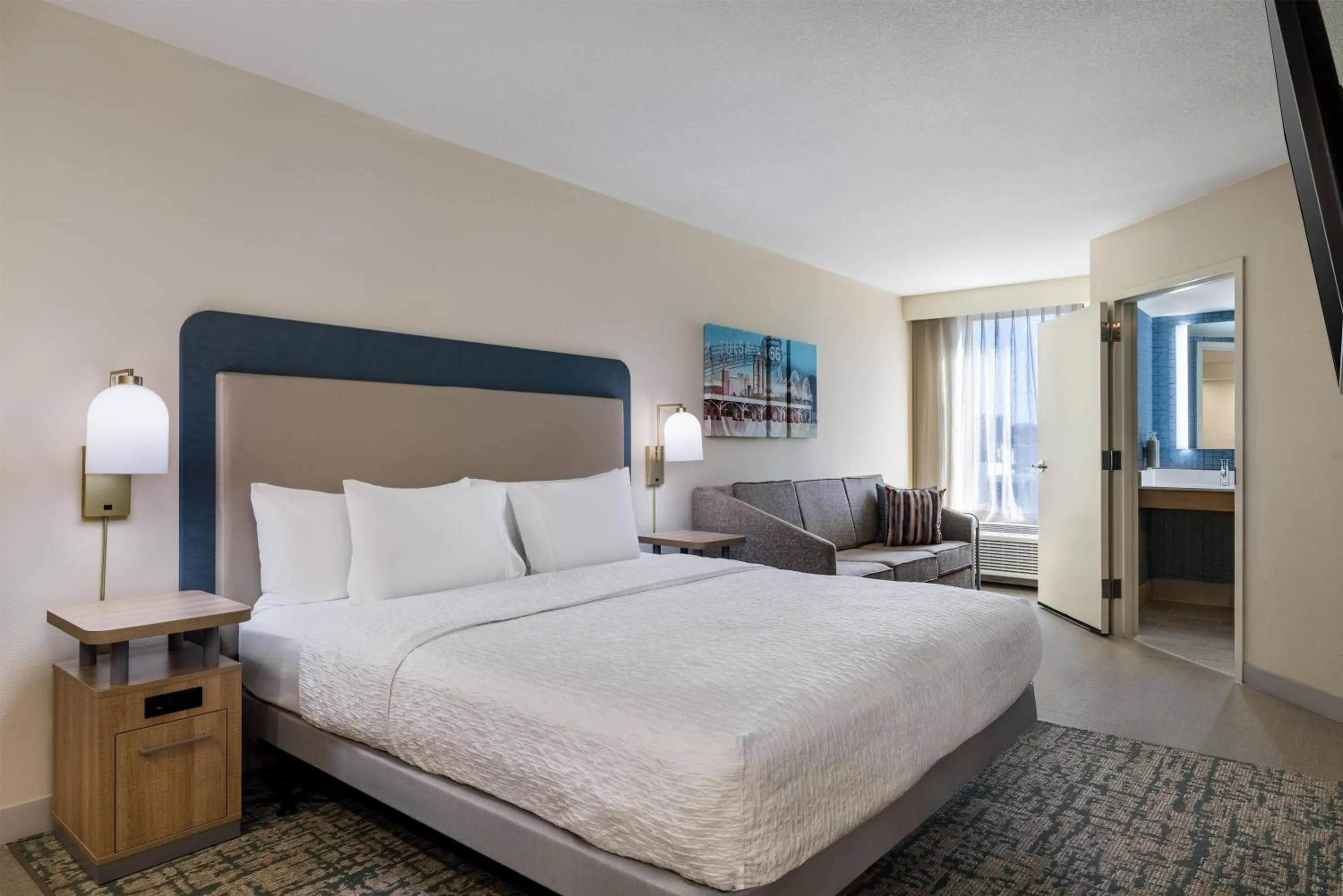 Bed in Homewood Suites by Hilton Tulsa South Medical District