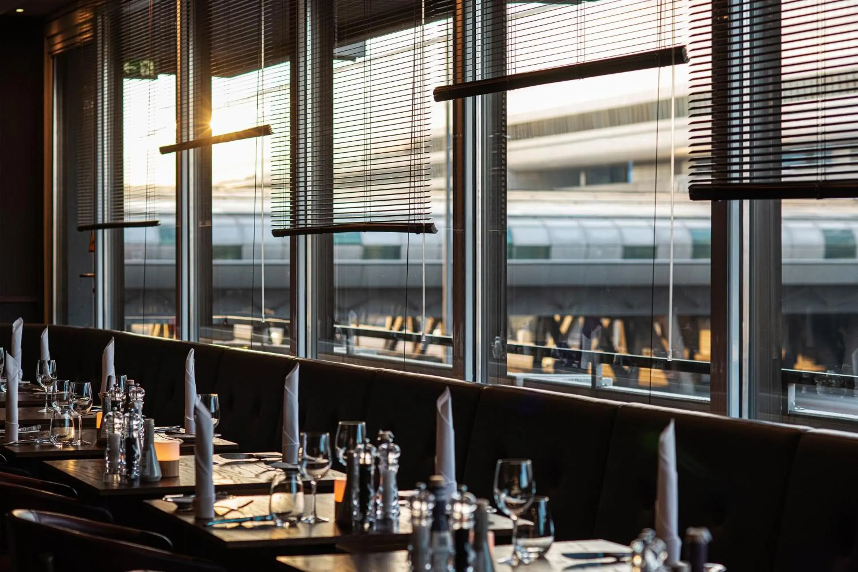 Restaurant/Places to Eat in Frankfurt Airport Marriott Hotel