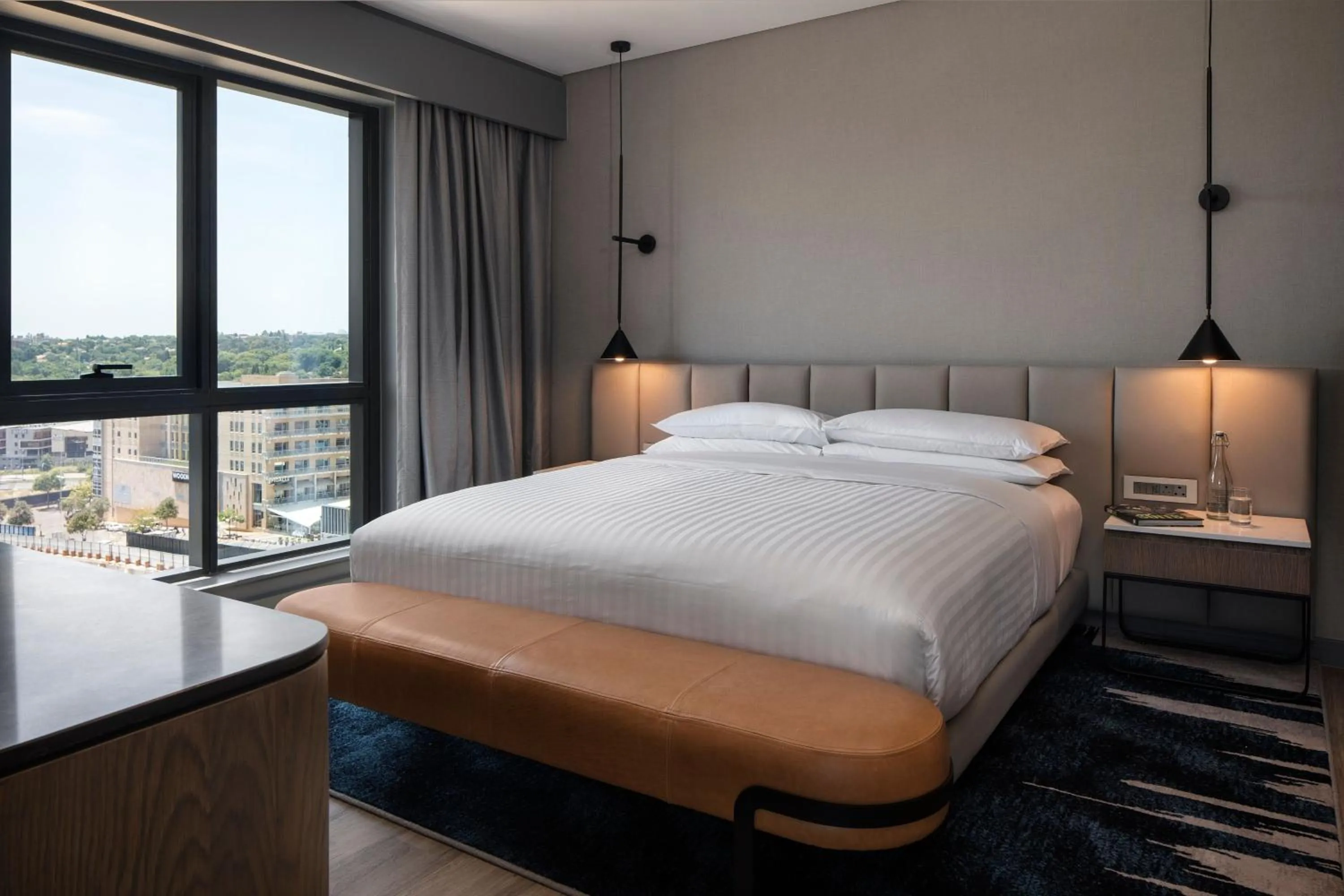 Bedroom, Bed in Johannesburg Marriott Hotel Melrose Arch