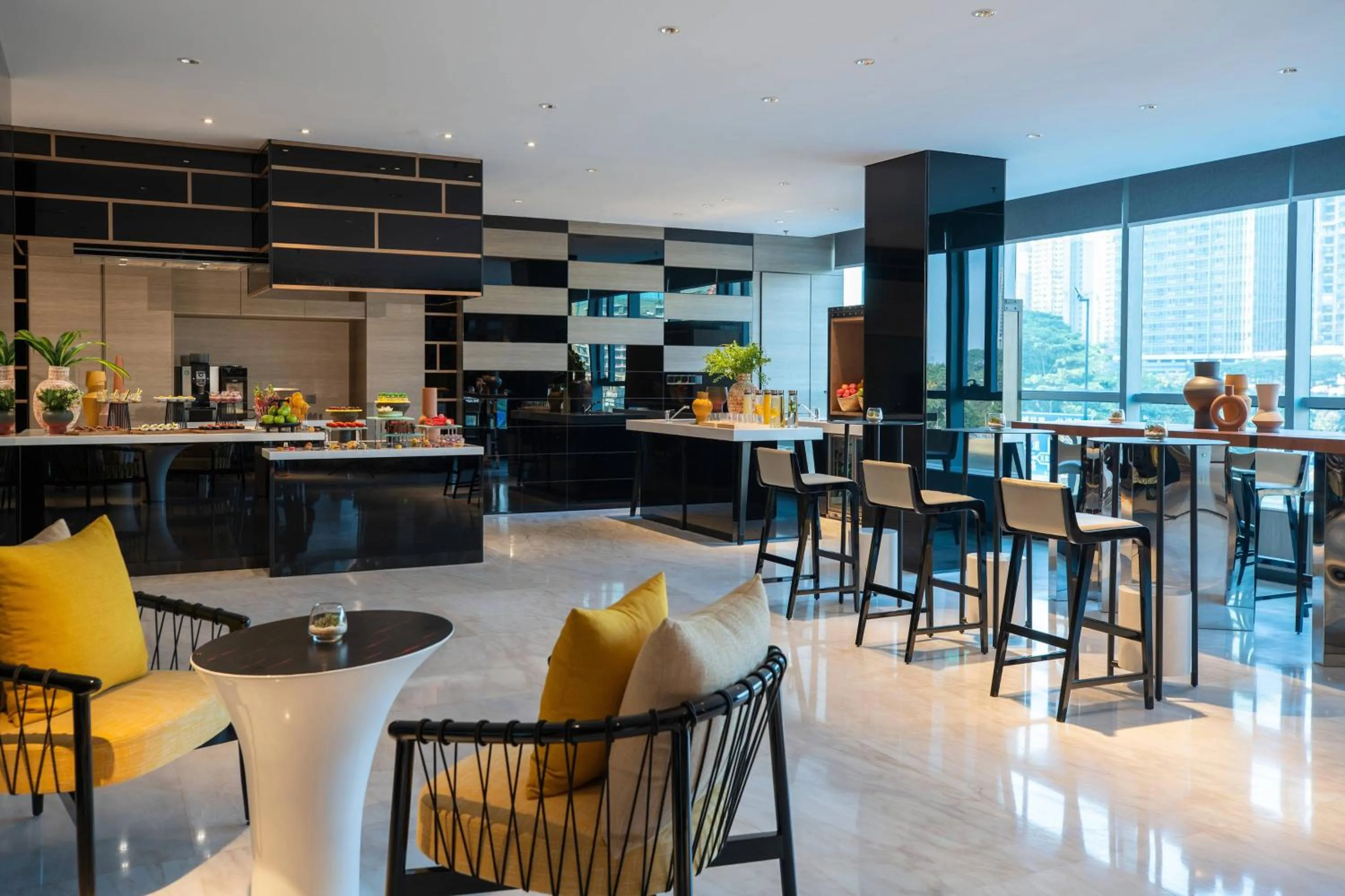 Meeting/conference room in Renaissance Nanning Hotel