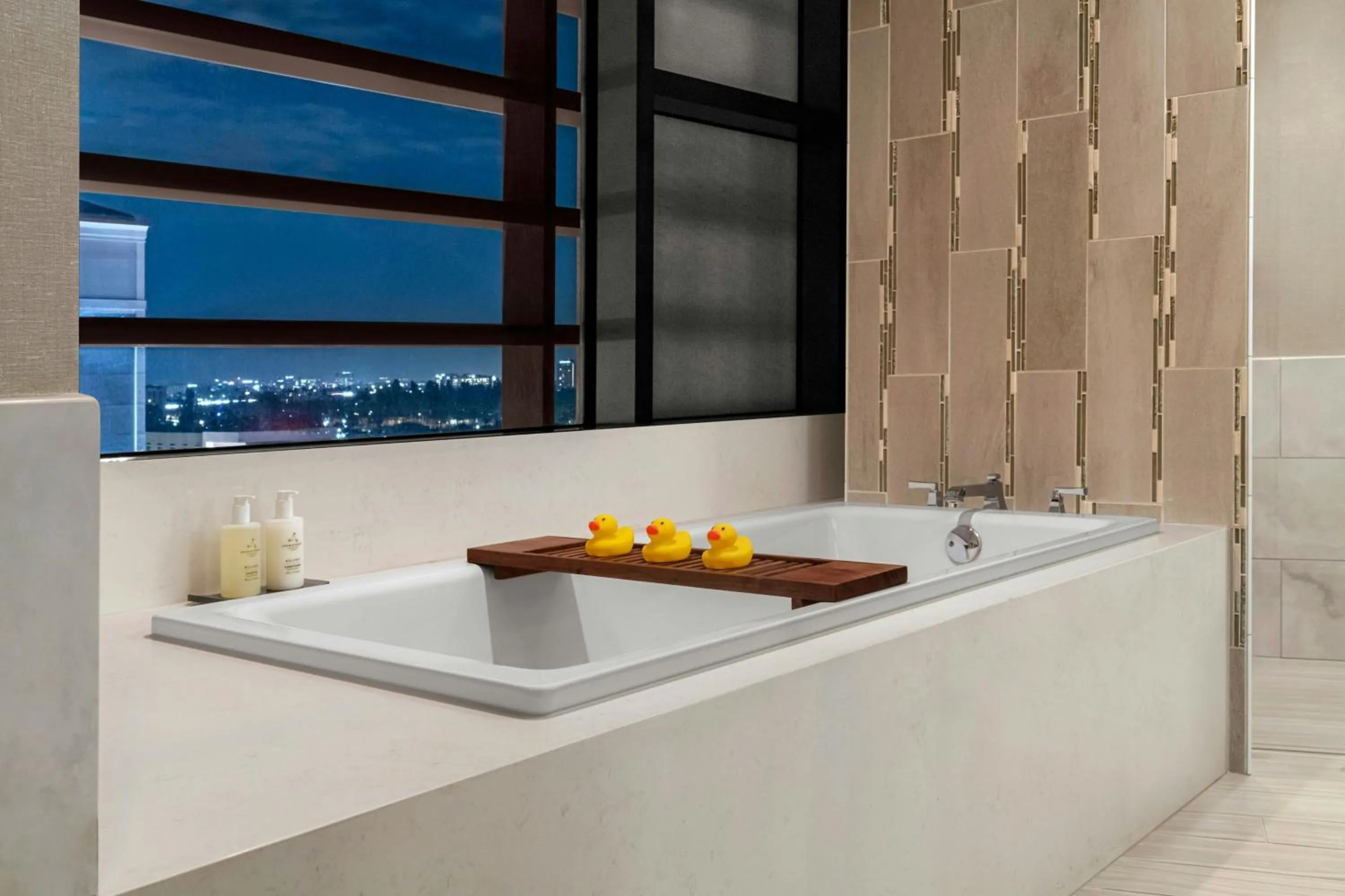 Photo of the whole room in JW Marriott, Anaheim Resort