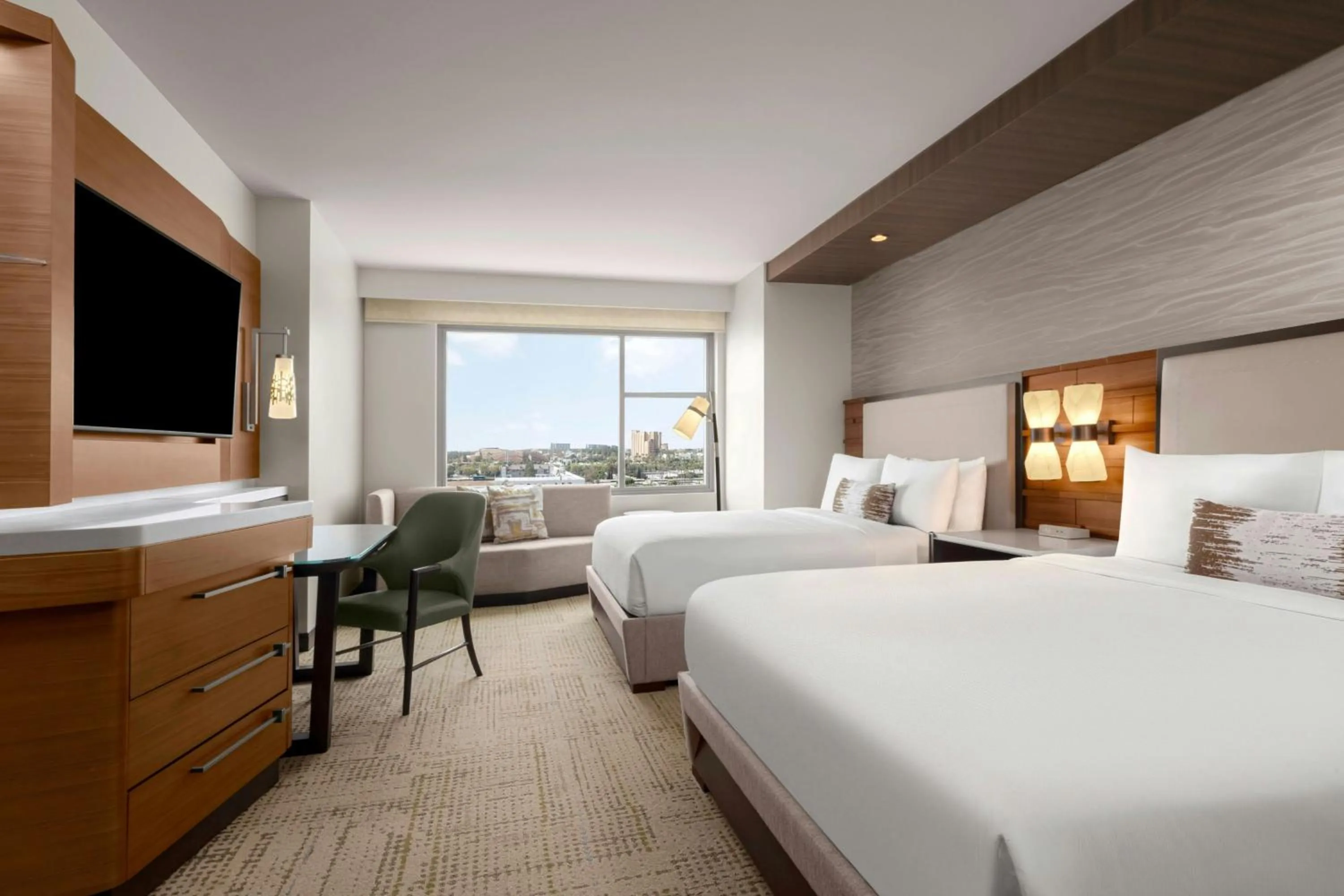 Bedroom, Bed in JW Marriott, Anaheim Resort
