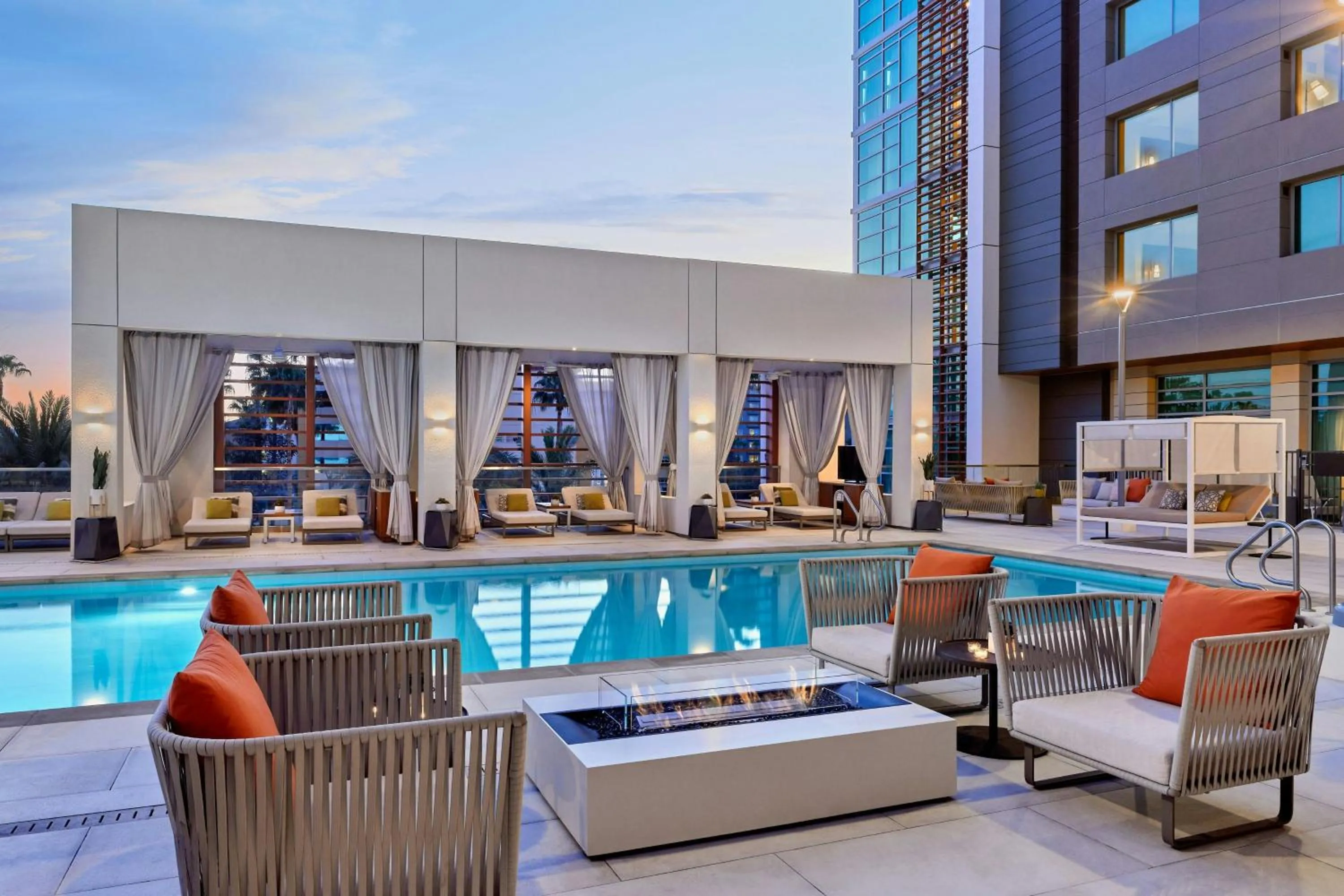 Swimming pool in JW Marriott, Anaheim Resort