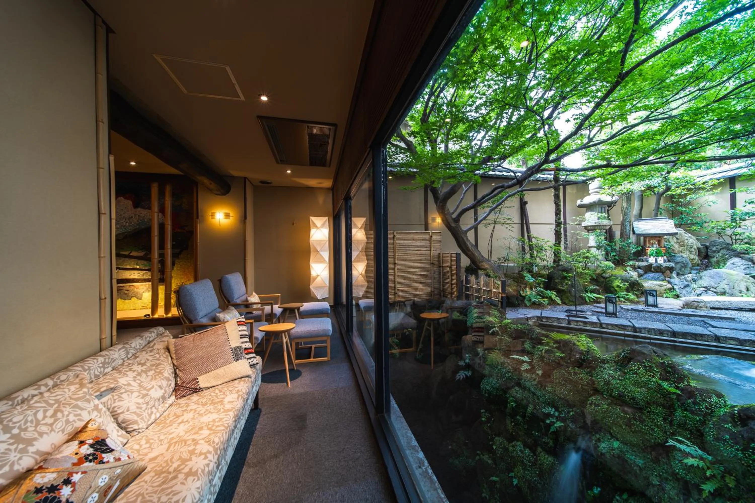 Lobby or reception in Nishiyama Ryokan - Established in 1953