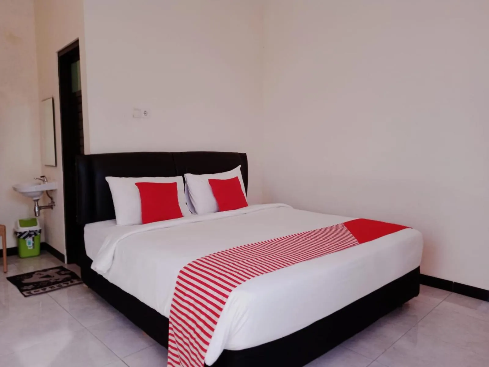 Bedroom, Bed in Rahayu Residence Syariah Kediri