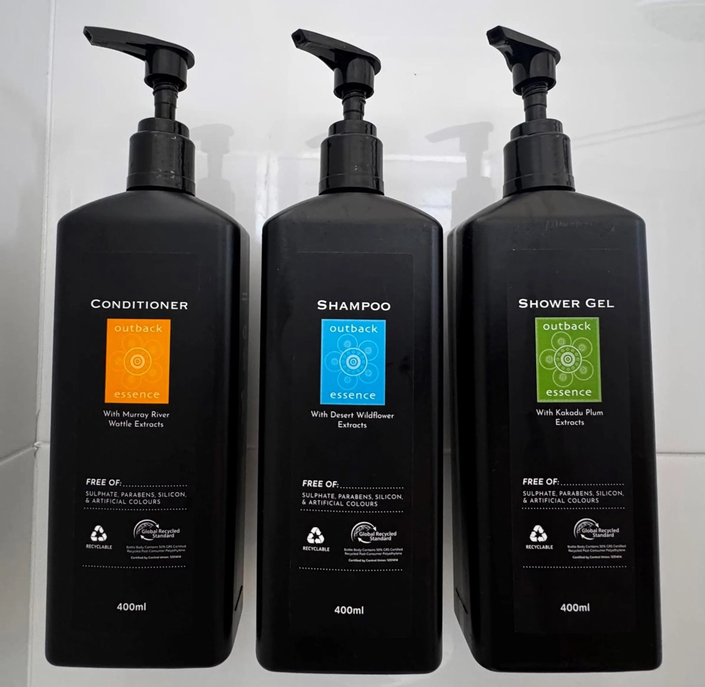 Bathroom in Colonial Terrace Motor Inn