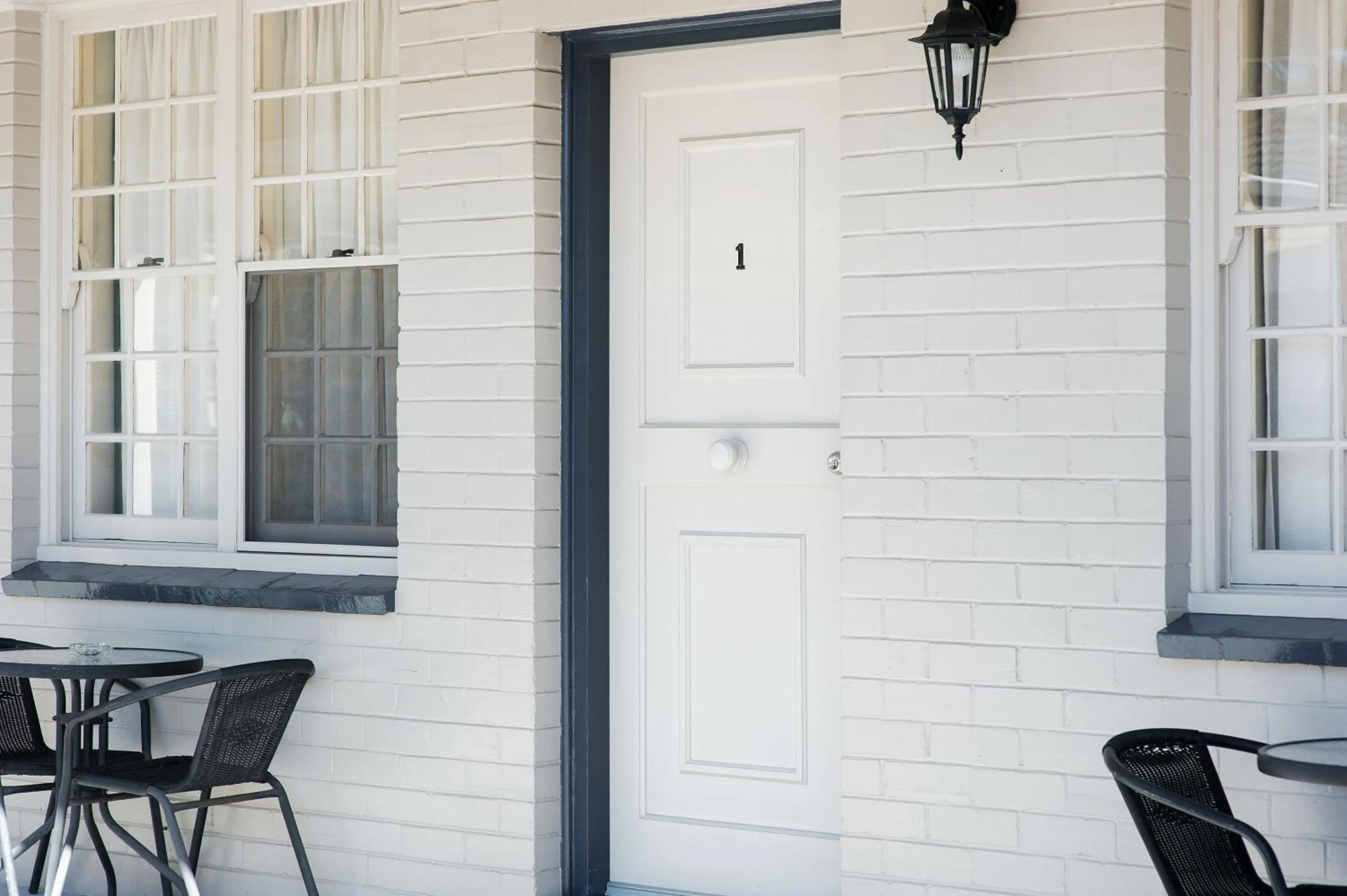 Facade/entrance in Colonial Terrace Motor Inn