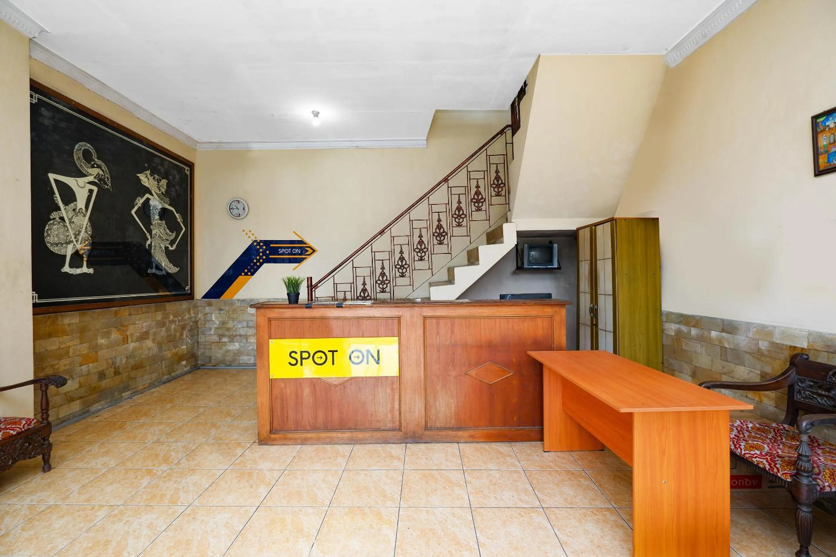 Lobby or reception, Lobby/Reception in SPOT ON 2011 Hotel Mekar Sari