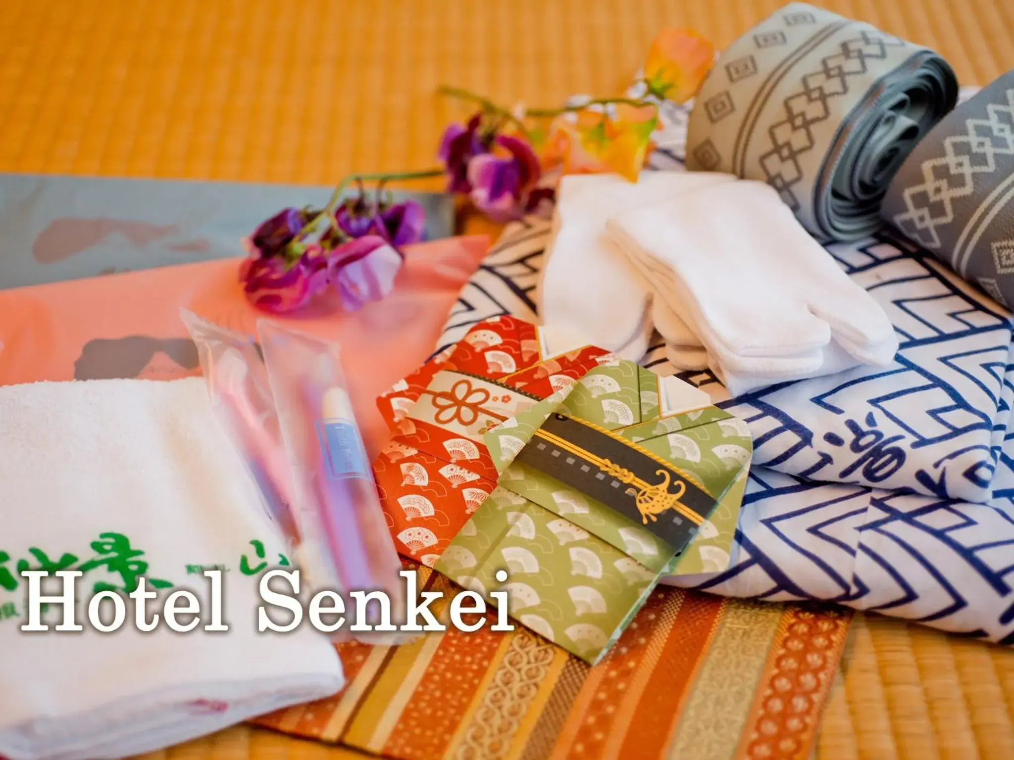 Text overlay, Bed in Senkei Text overlay, Bed in Senkei