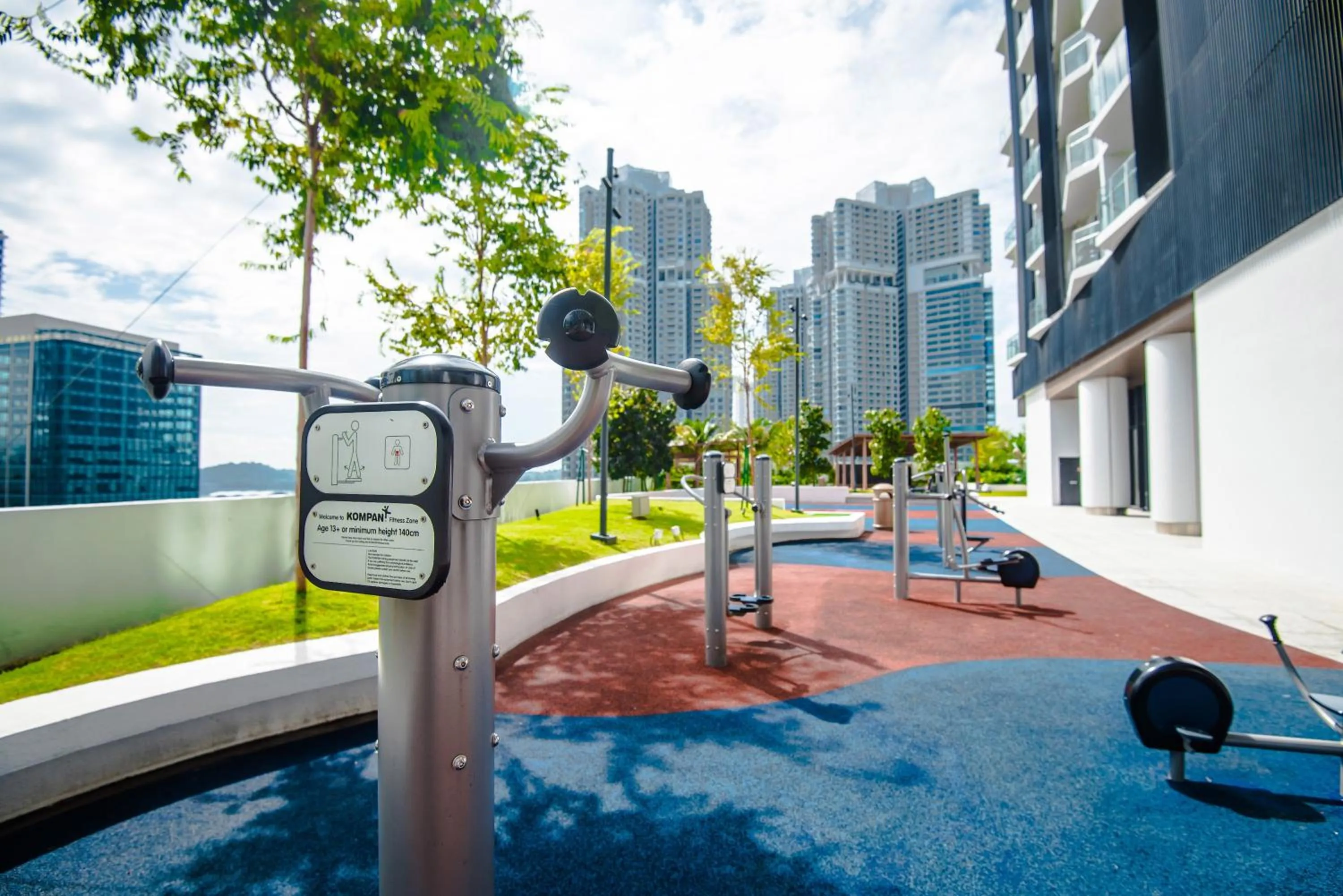 Fitness centre/facilities in Stay @ Almas Puteri Harbour