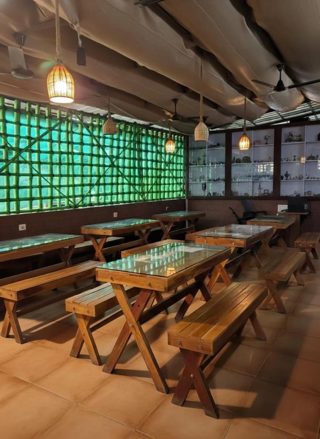 Restaurant/places to eat in Nature Villa Kochi