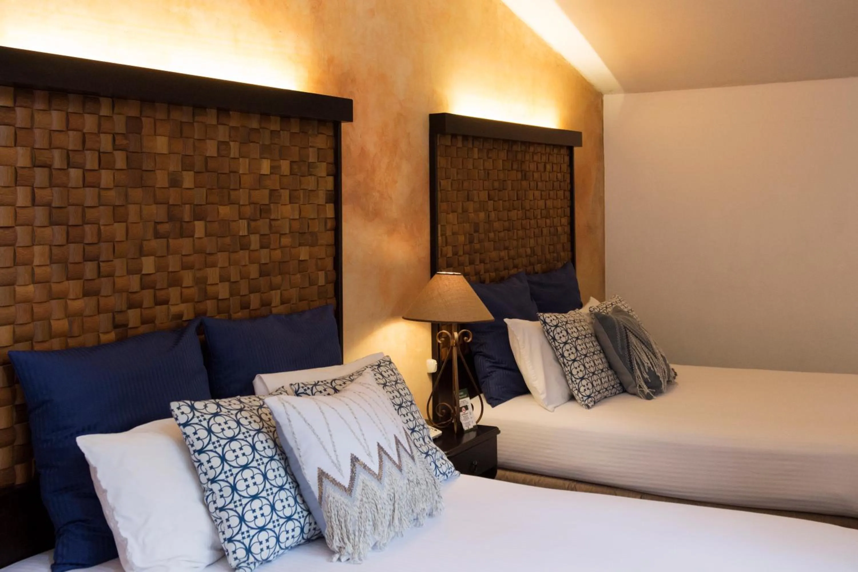 Photo of the whole room, Bed in Hotel Ciudad Vieja