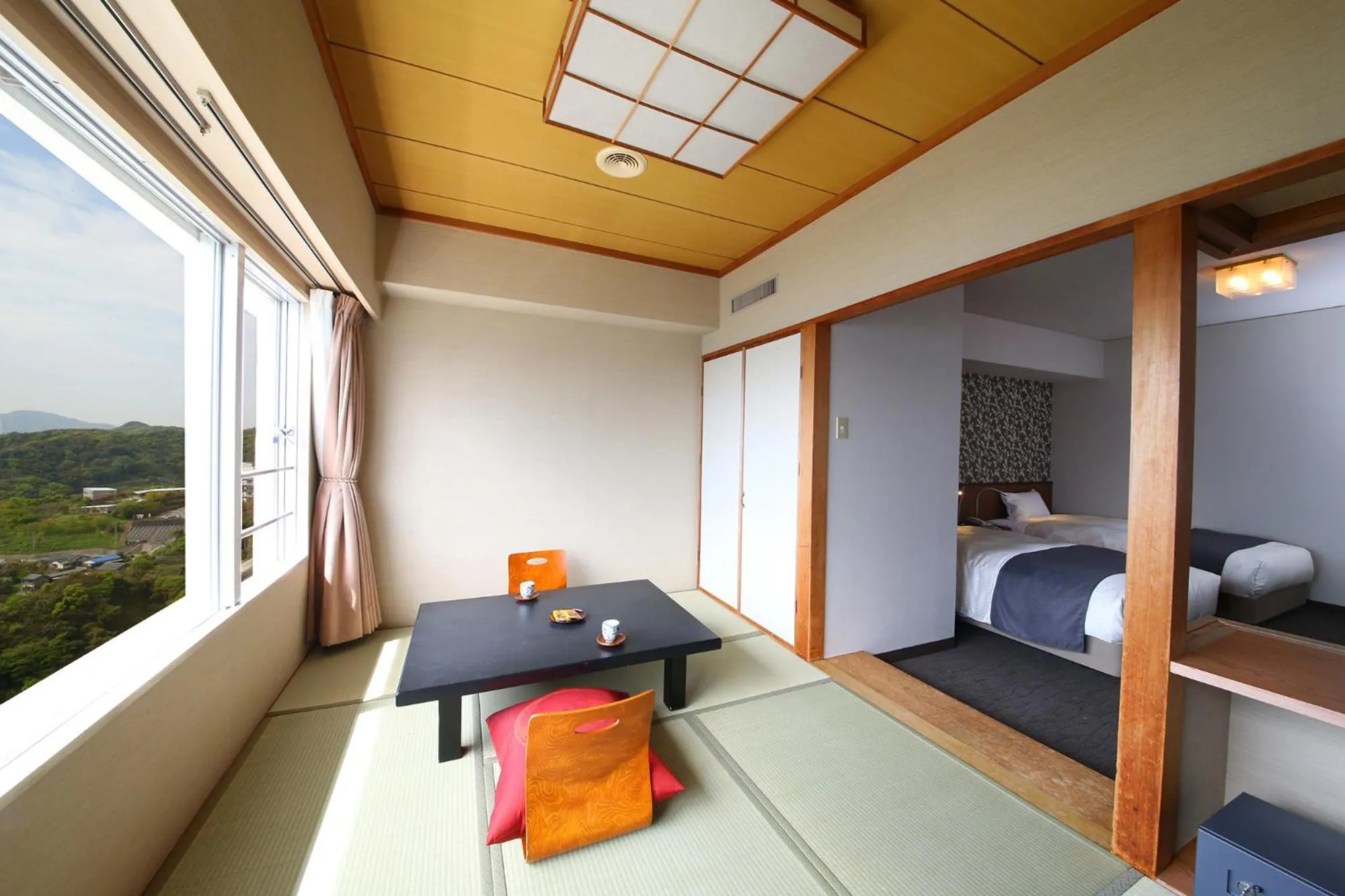 Photo of the whole room, Bed in Ooedo Onsen Monogatari Nagasaki Hotel Seifu
