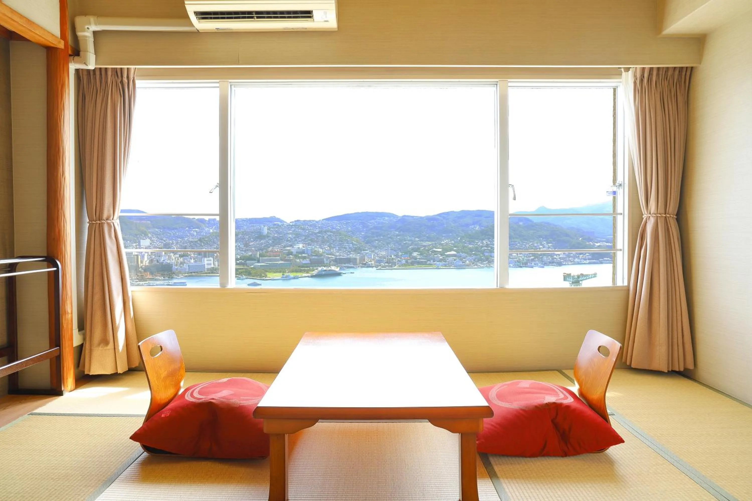 Photo of the whole room in Ooedo Onsen Monogatari Nagasaki Hotel Seifu