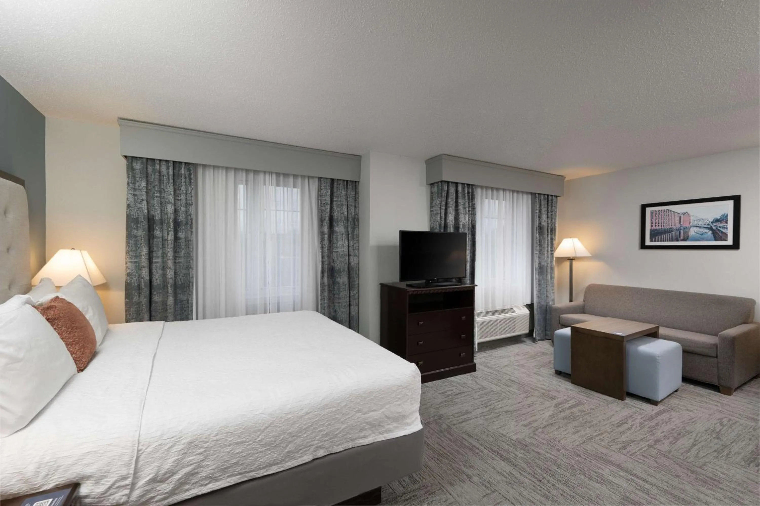 Living room, Bed in Homewood Suites by Hilton Boston/Andover