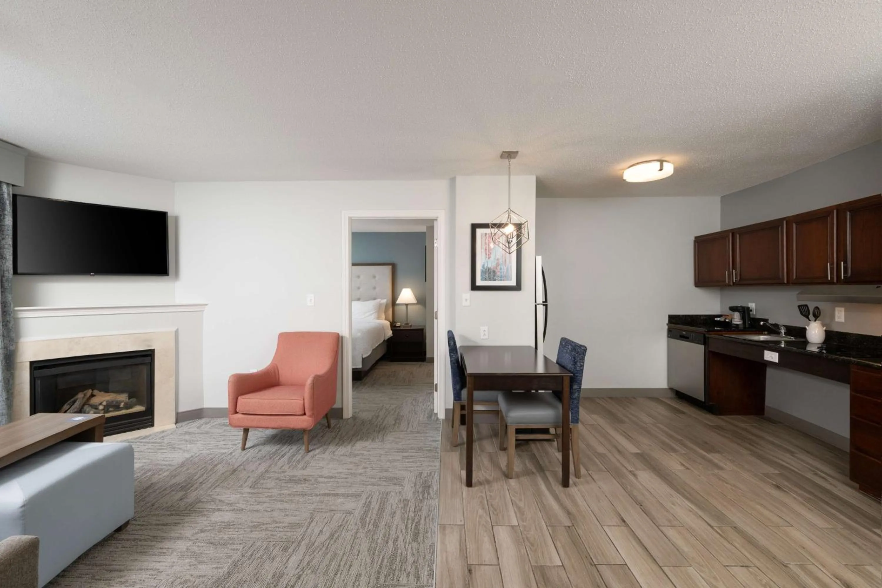 Living room in Homewood Suites by Hilton Boston/Andover