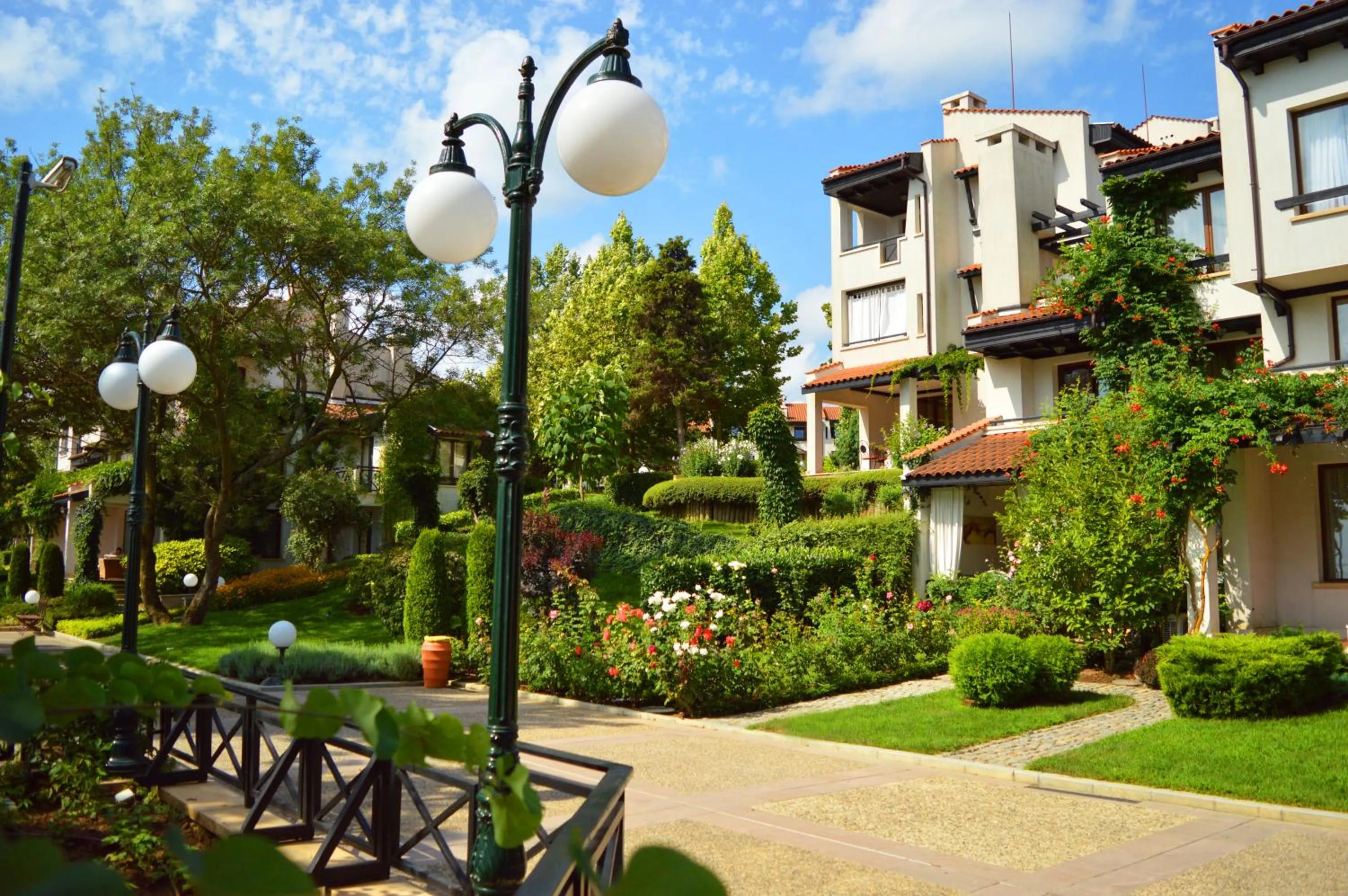 Patio in Oasis Resort Lozenets