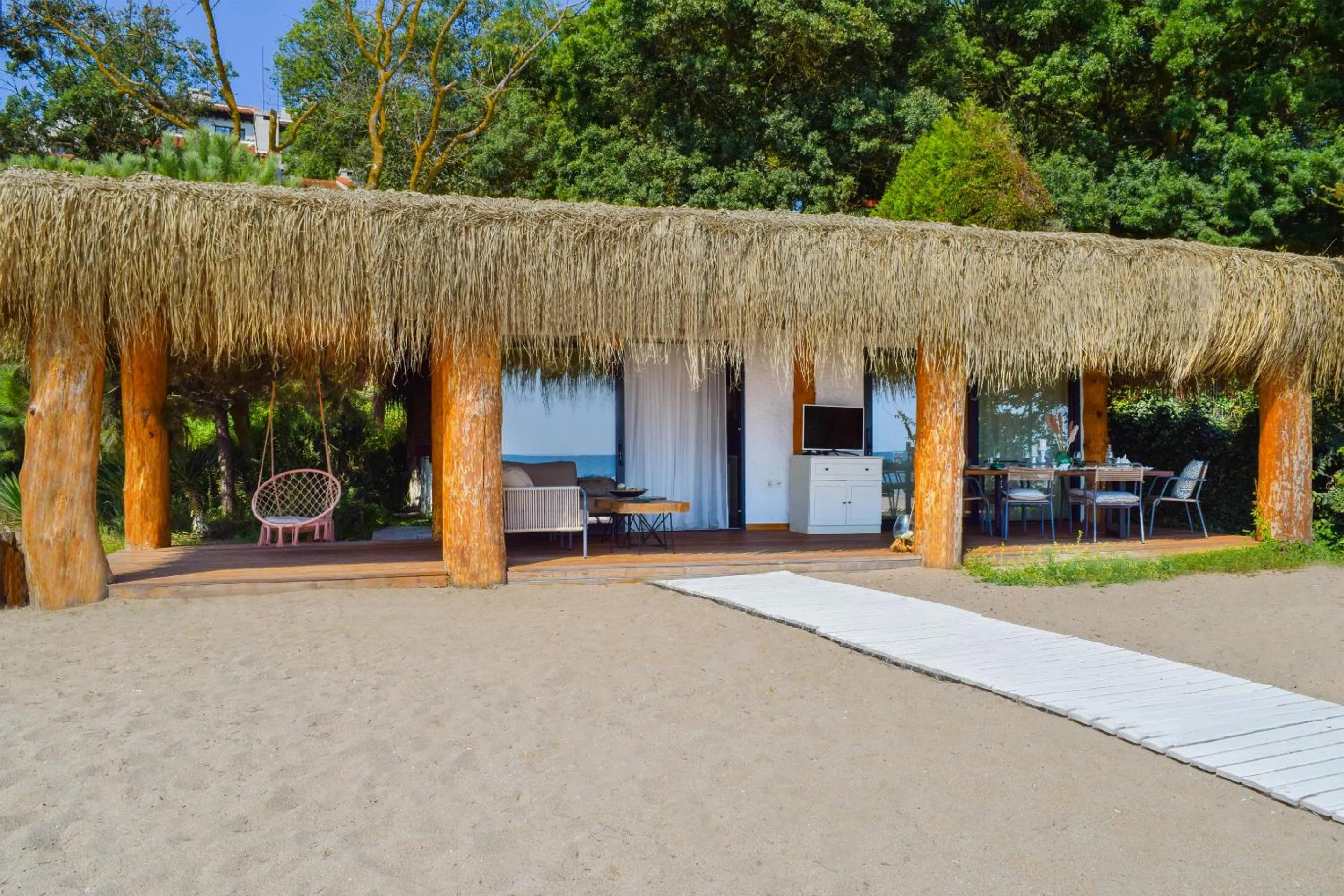 Property building in Oasis Resort Lozenets