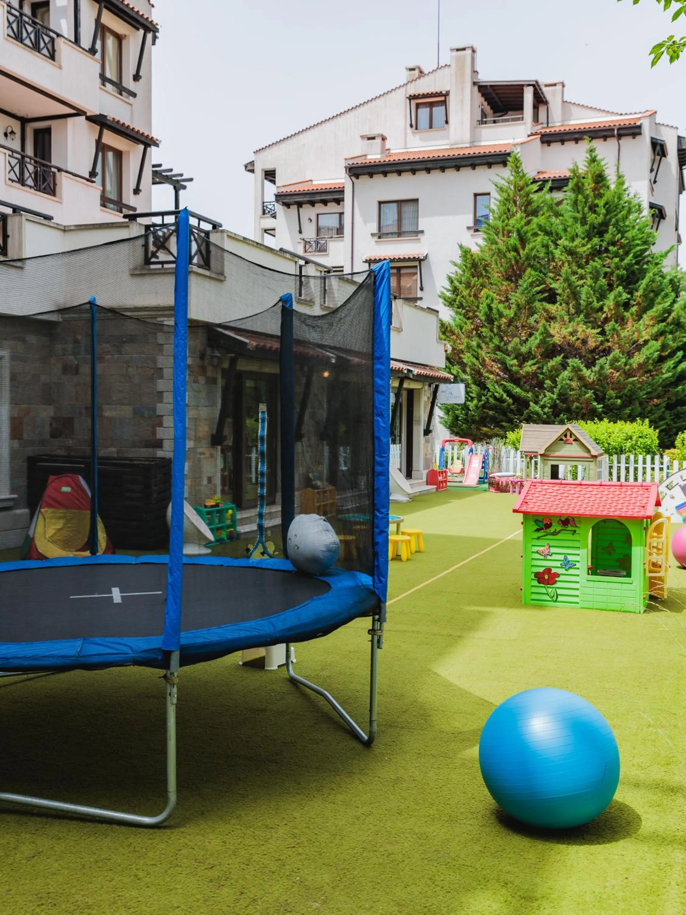 Kids's club in Oasis Resort Lozenets