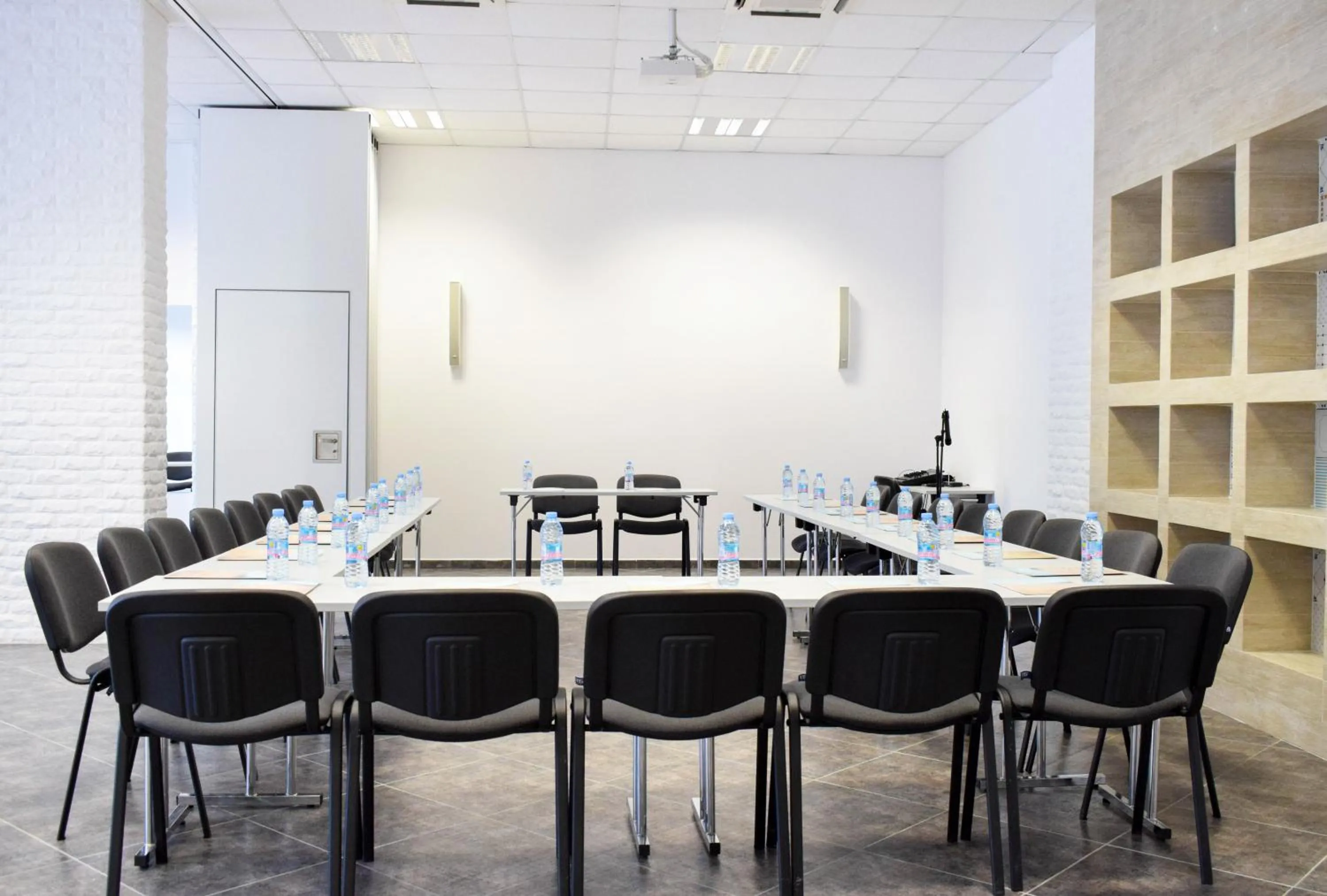 Meeting/conference room in Oasis Resort Lozenets