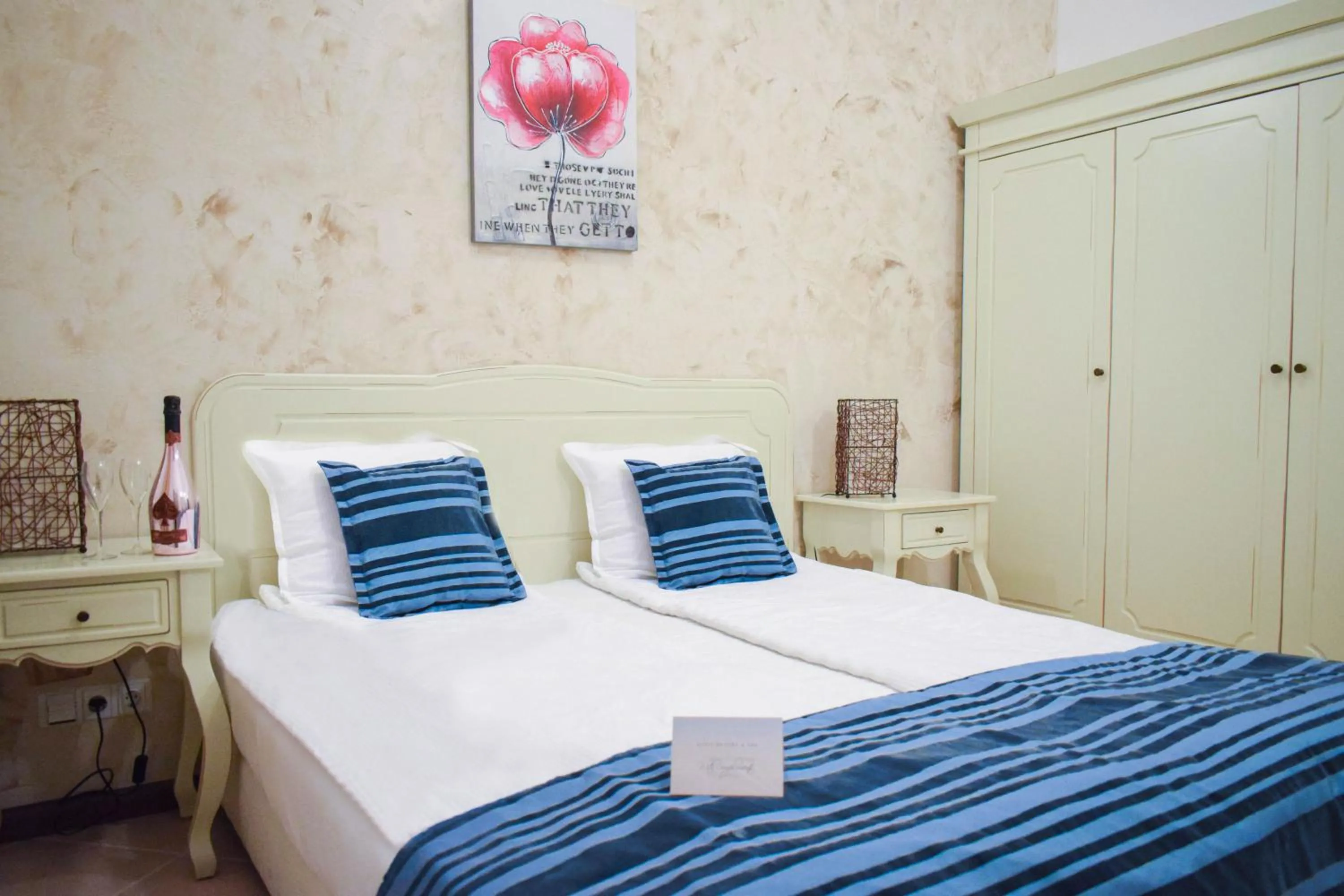 Bedroom, Bed in Oasis Resort Lozenets