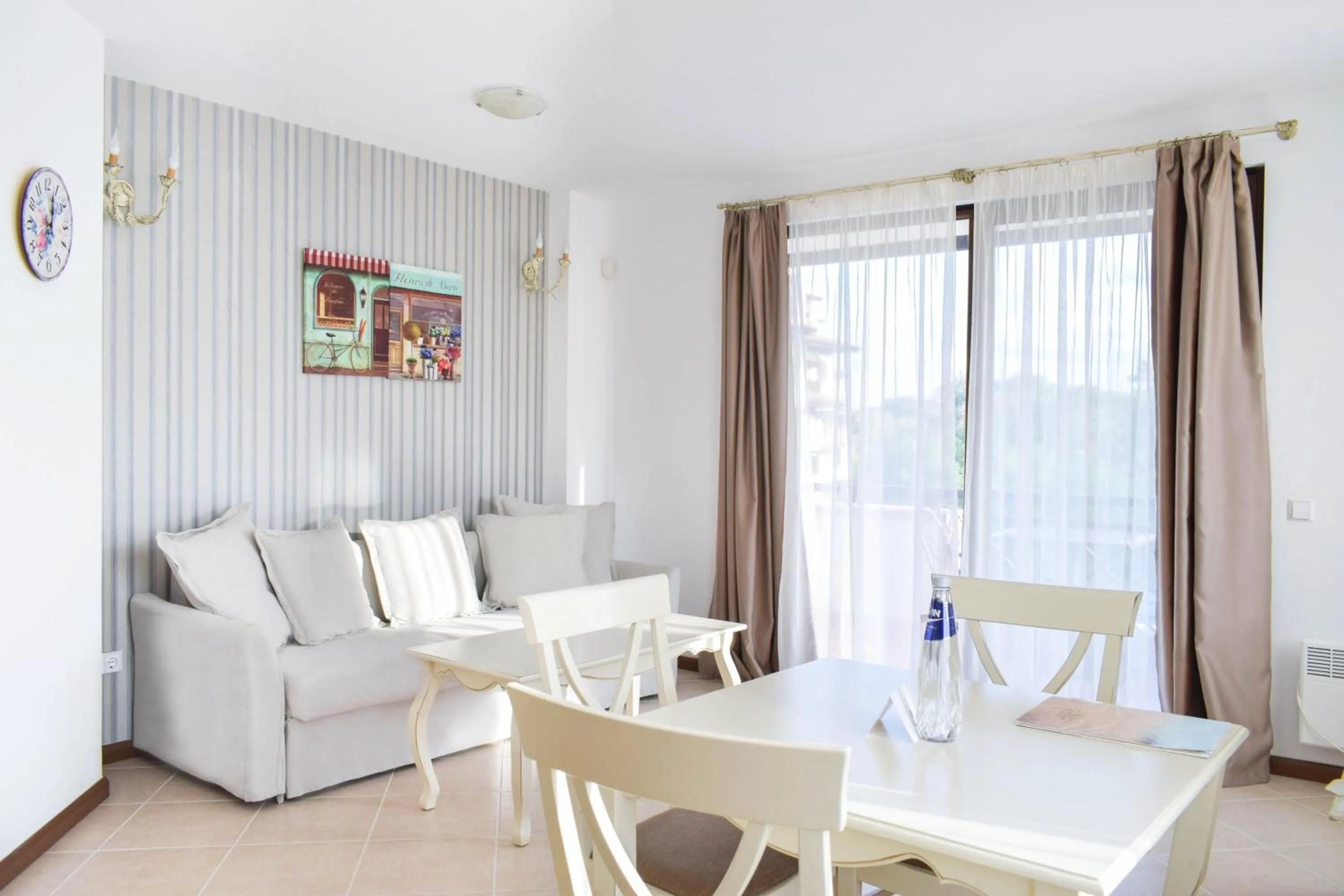 Living room in Oasis Resort Lozenets