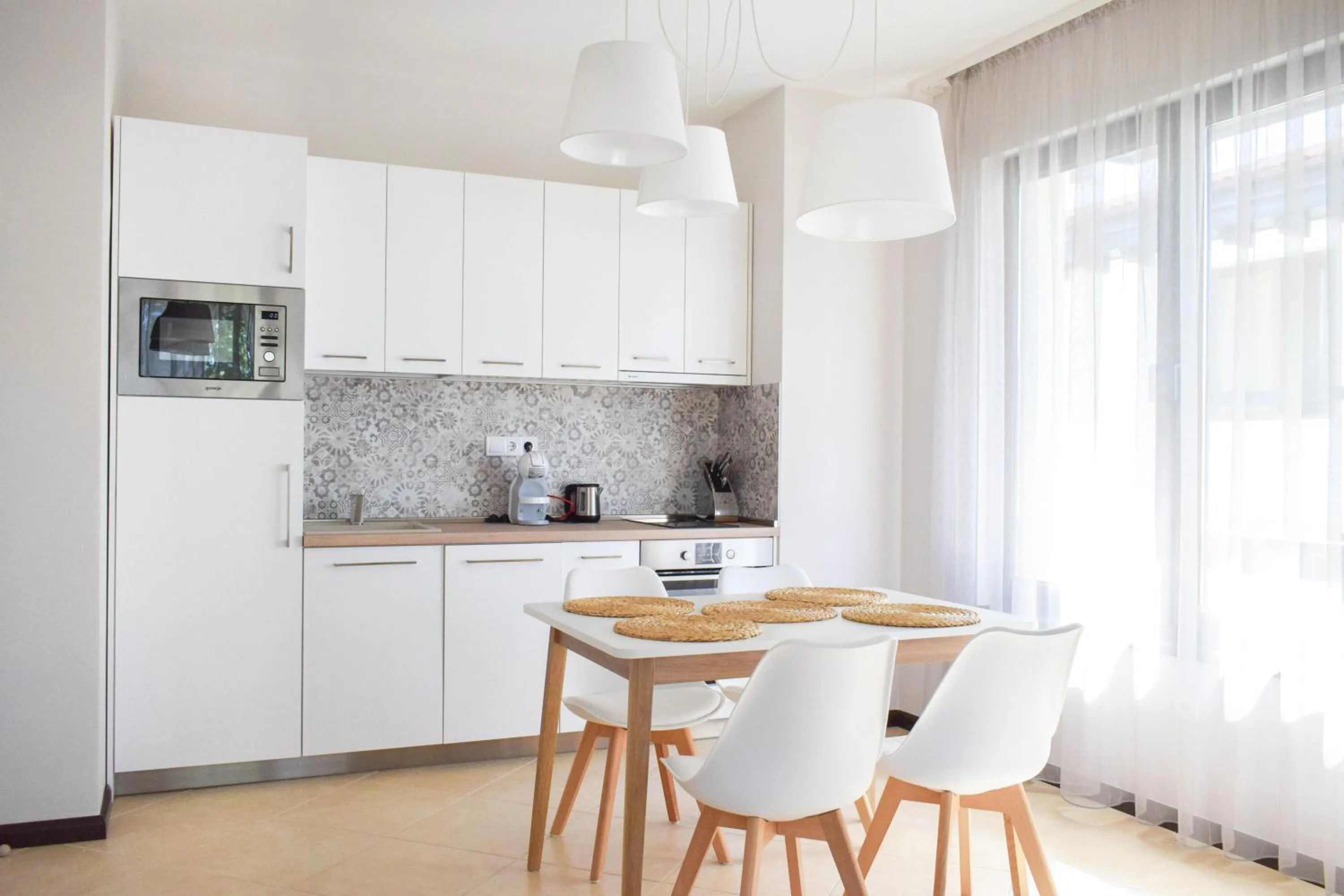 Kitchen or kitchenette in Oasis Resort Lozenets