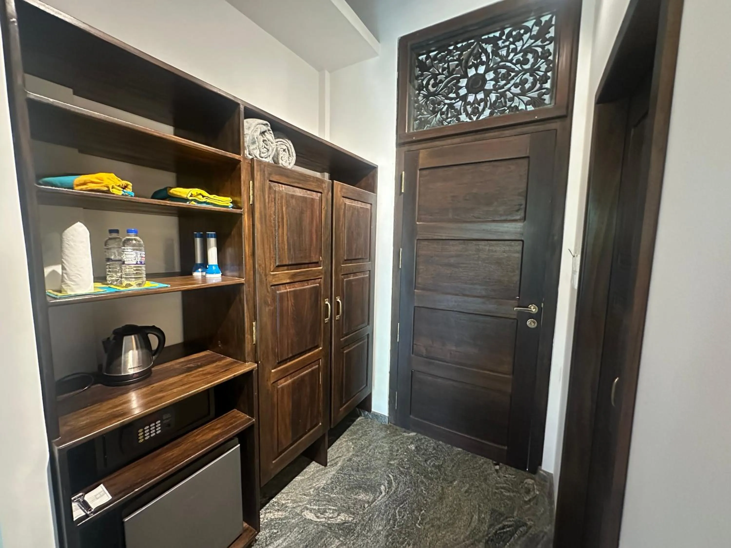 Coffee/tea facilities in Niyagama House