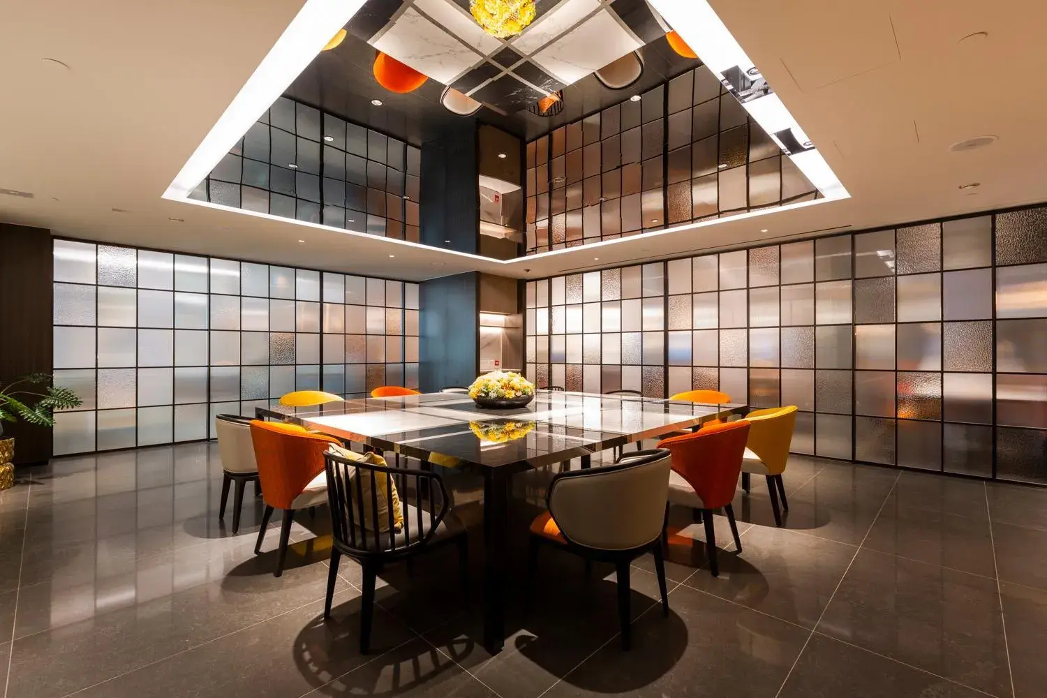 Restaurant/places to eat in Prince Hotel, Marco Polo Restaurant/places to eat in Prince Hotel, Marco Polo