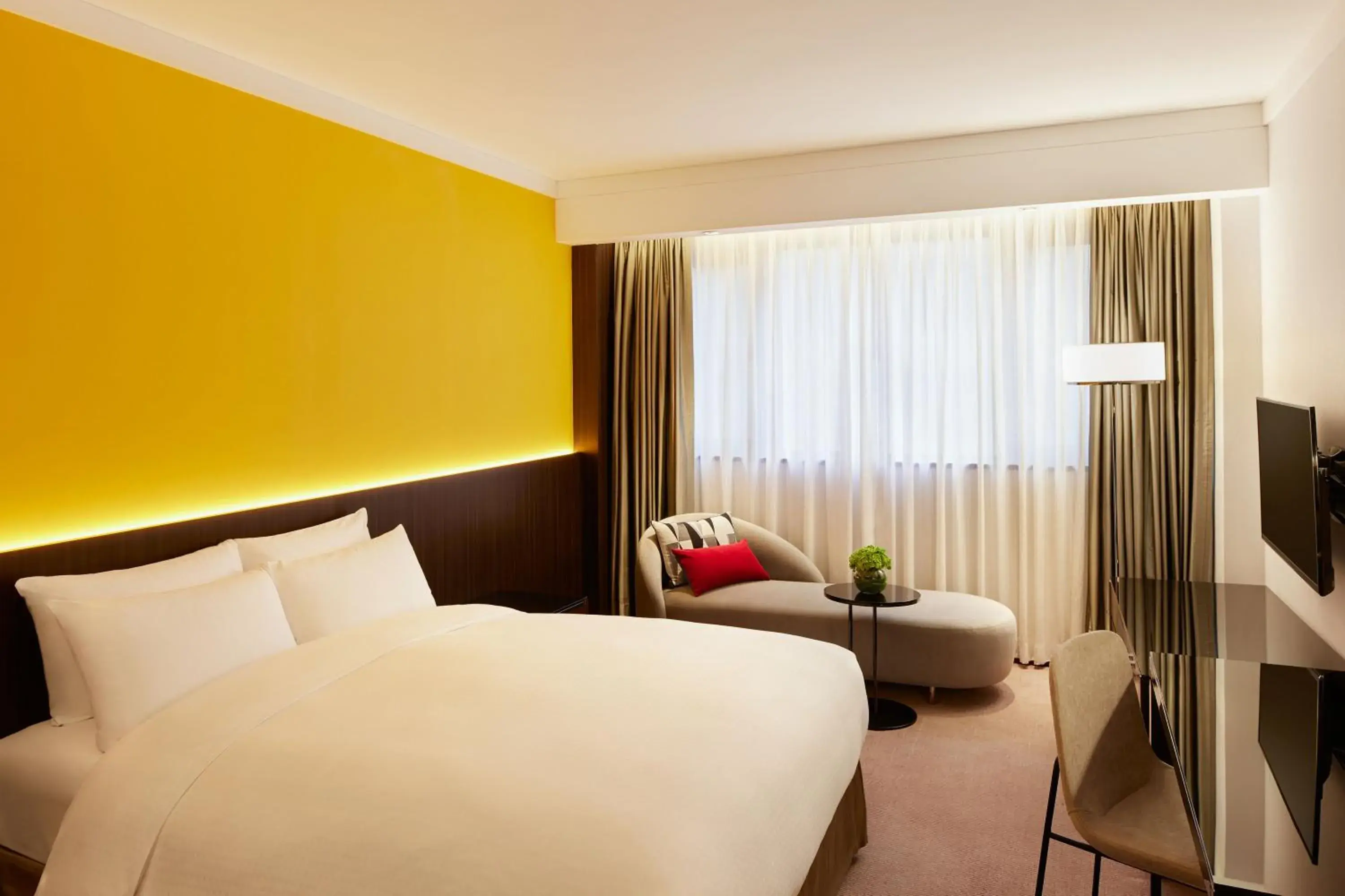 Bedroom, Bed in Prince Hotel, Marco Polo Bedroom, Bed in Prince Hotel, Marco Polo