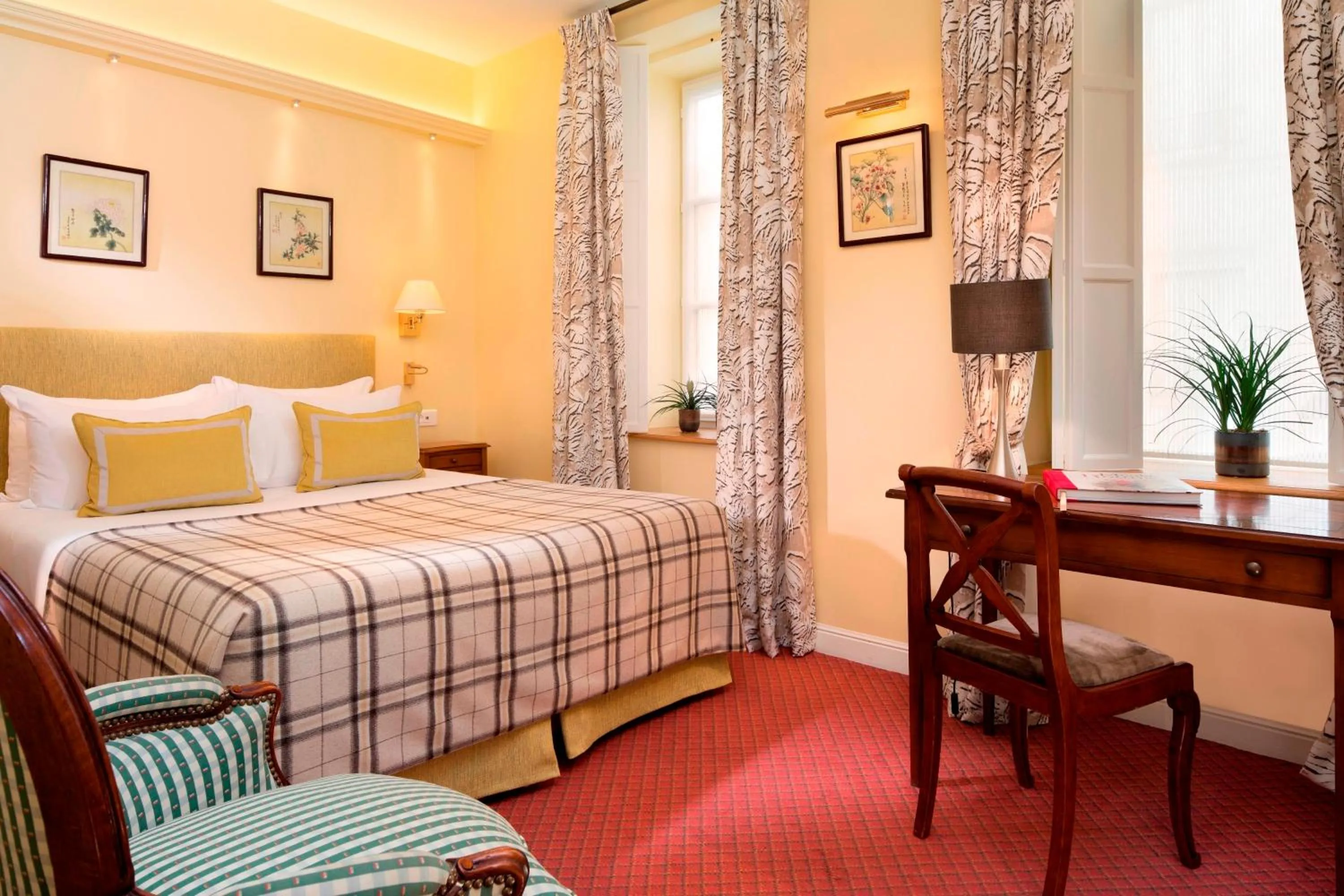 Bedroom, Bed in Le Relais Montmartre