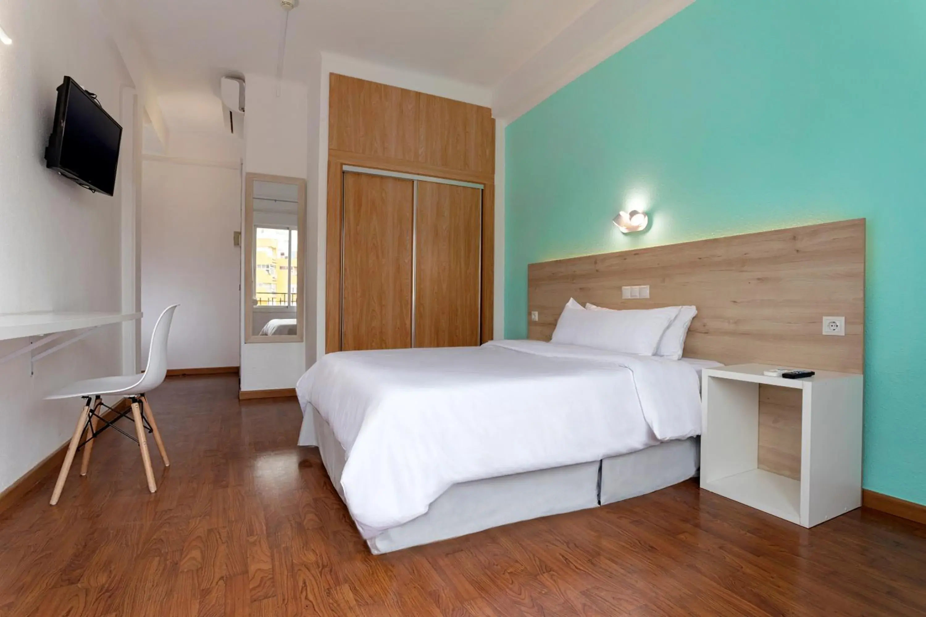 Bed in Hotel Torremolinos Centro by Croma Bed in Hotel Torremolinos Centro by Croma