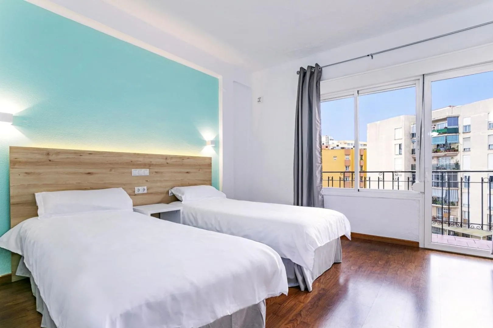 Bed in Hotel Torremolinos Centro by Croma