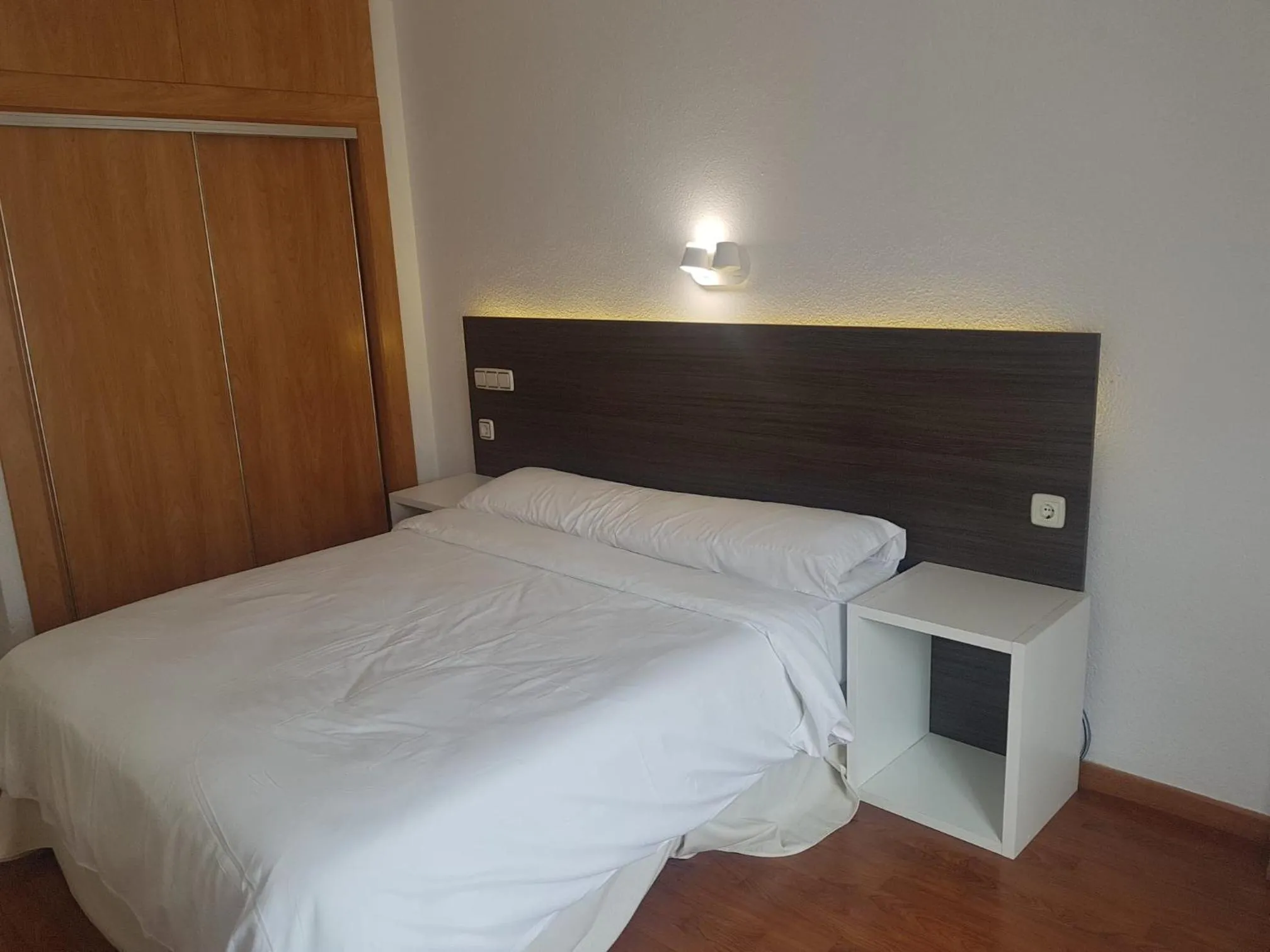 Bed in Hotel Torremolinos Centro by Croma