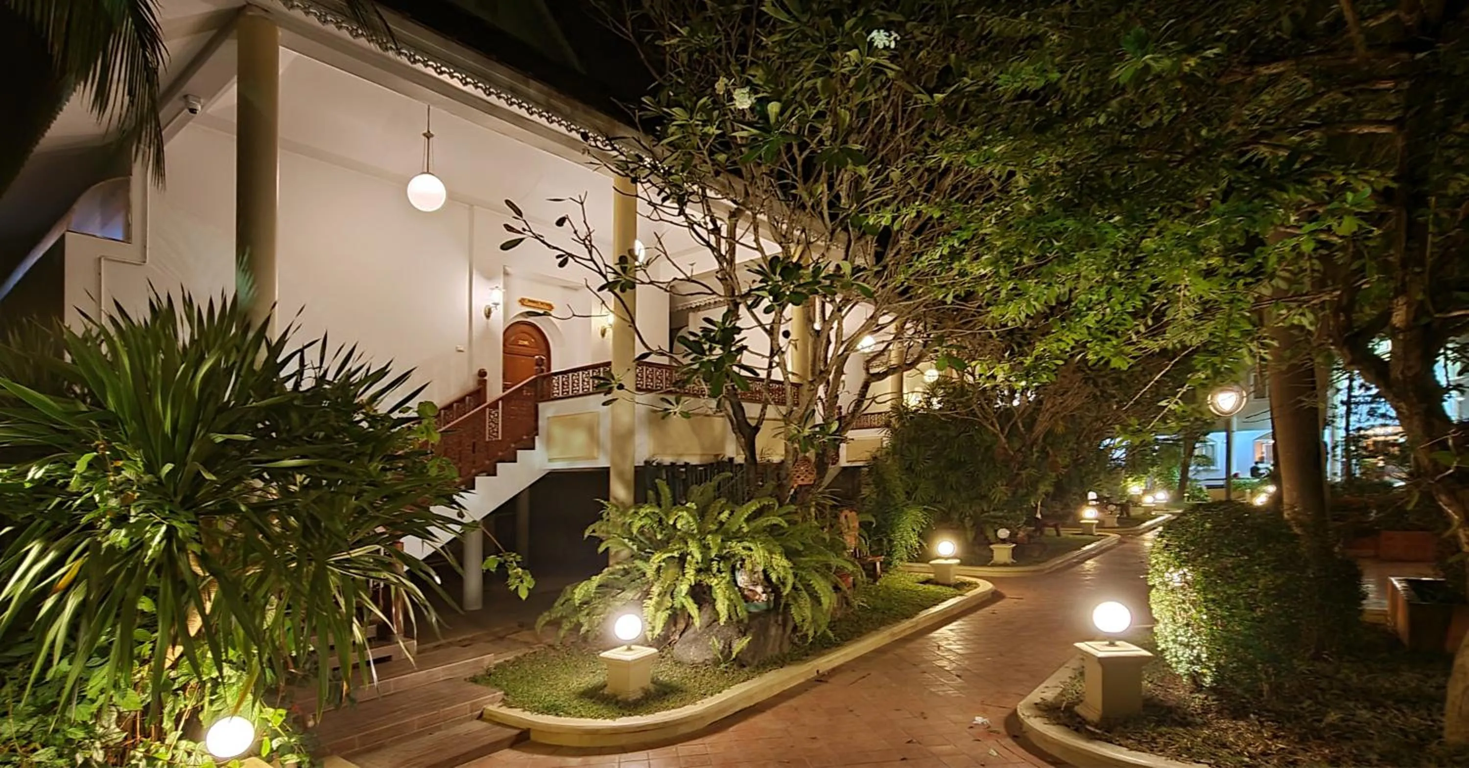 Phu Pha Phung Resort