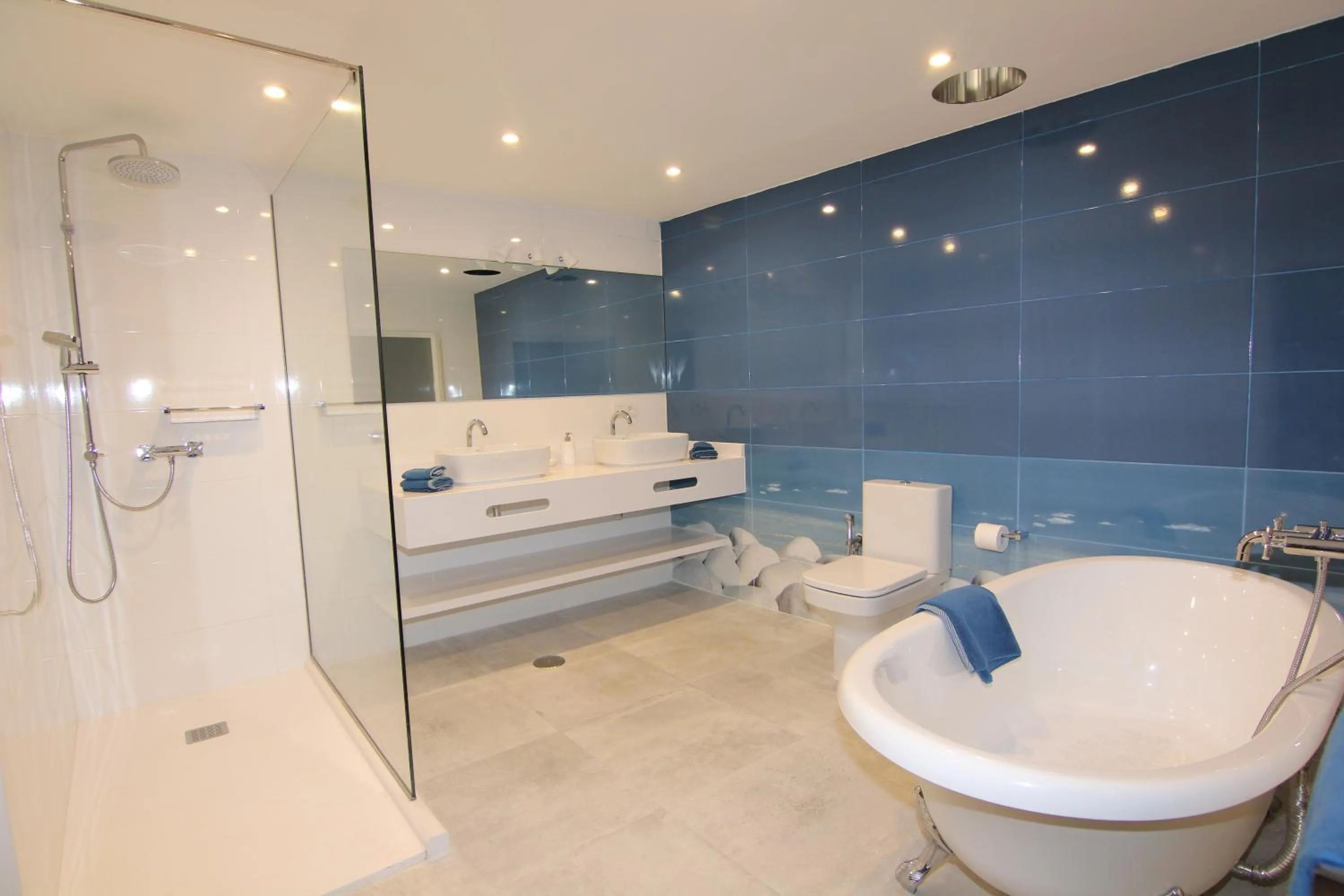 Bathroom in Orly Club Coral Arena Dorada