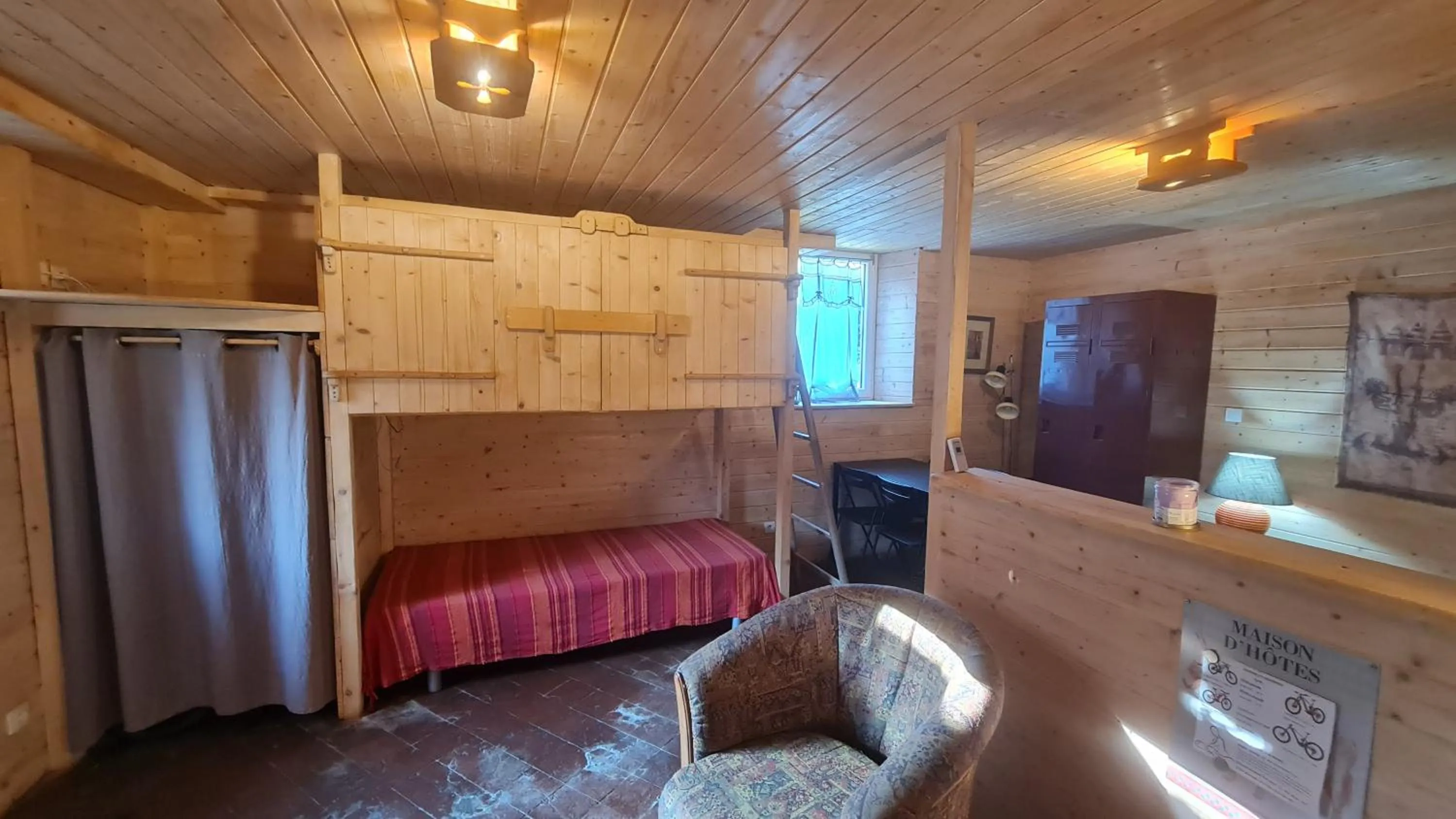 Bedroom in Chambres d'Hôtes Le Plessis à Broye