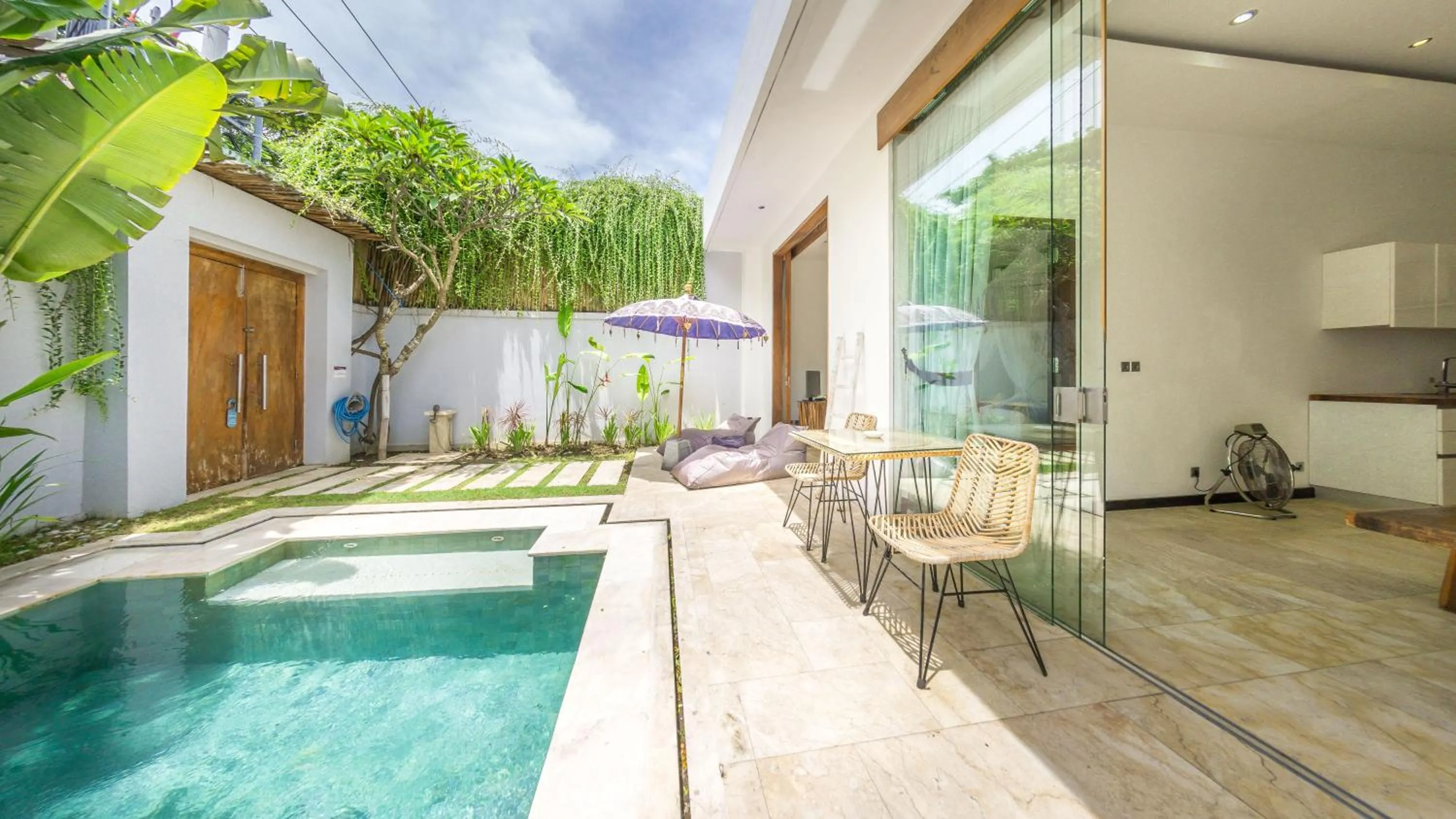 Garden in Anema Villa Seminyak