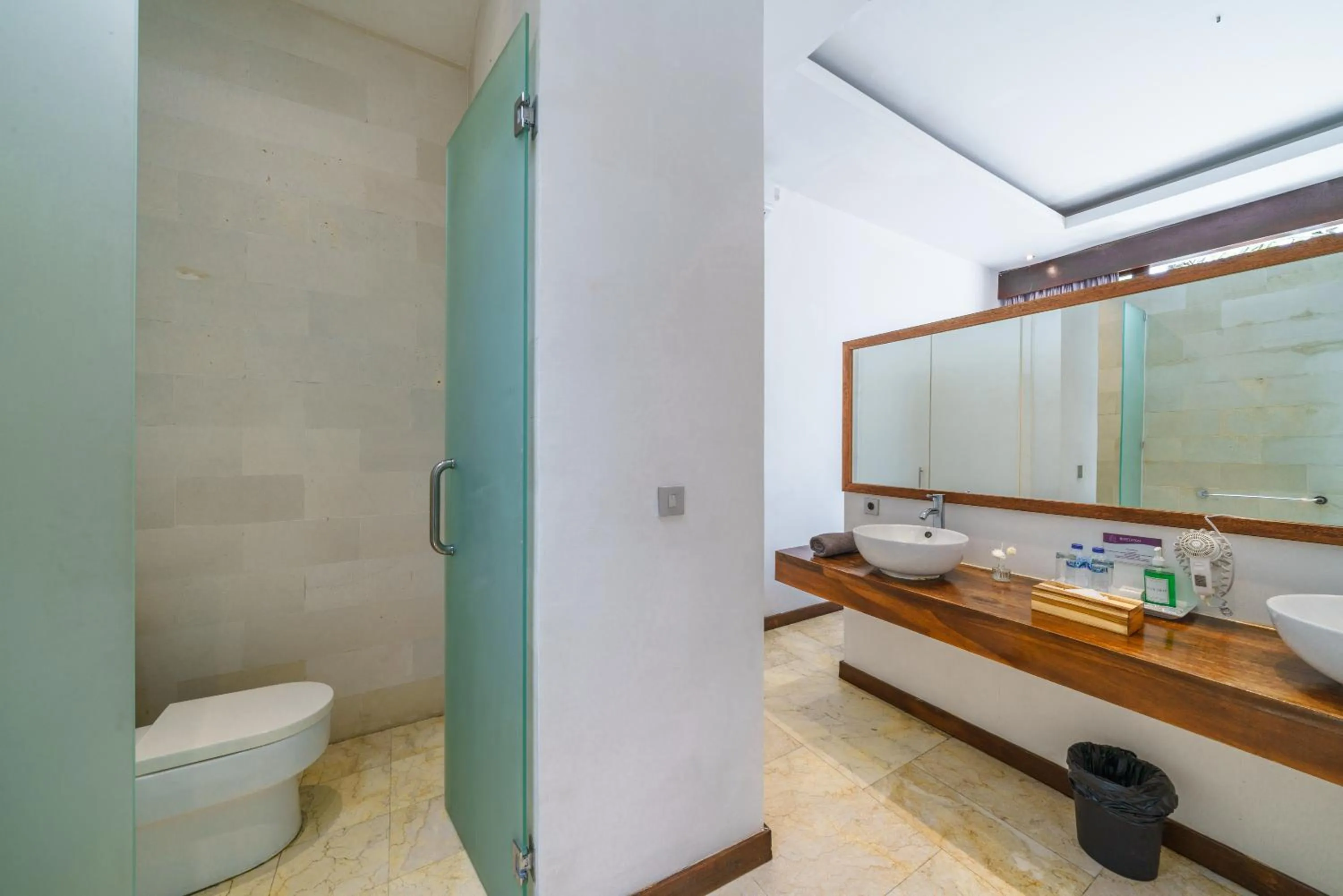 Toilet in Anema Villa Seminyak